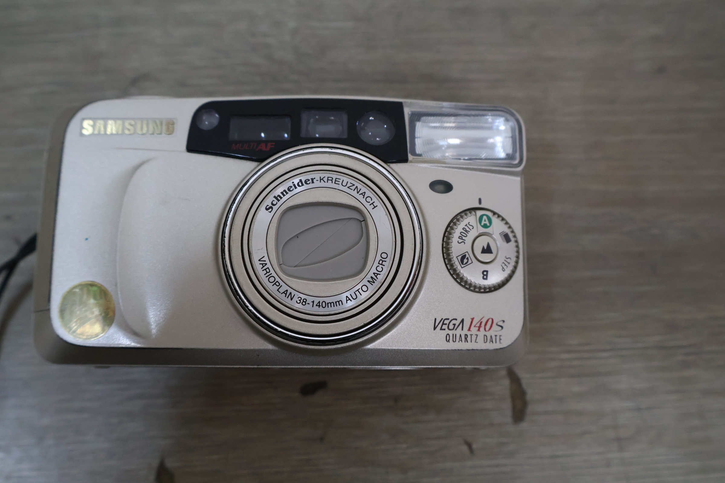 Samsung Vega 140s Compact Camera – foto 4 – kavel bij GSD Auctions, Zoeterwoude