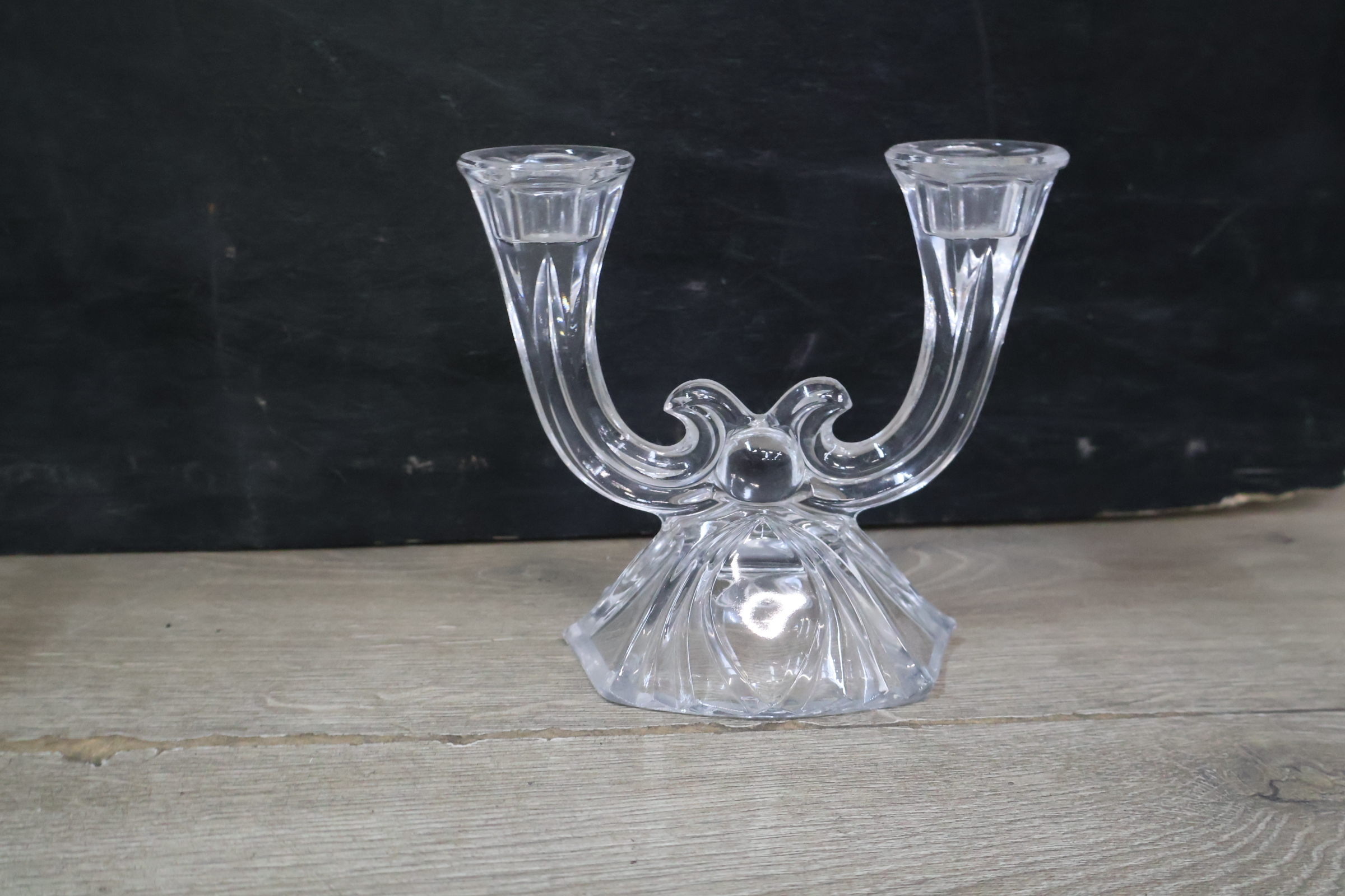 Set glaswaren met vaas en kandelaren – foto 7 – kavel bij GSD Auctions, Zoeterwoude