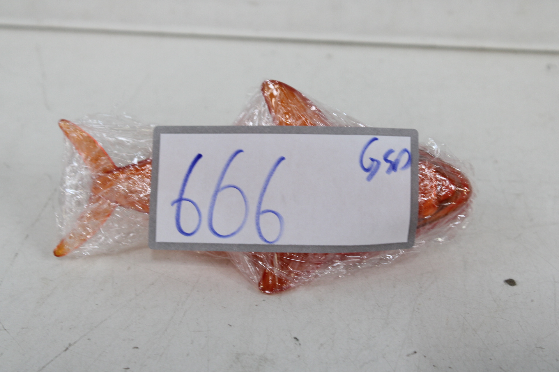 Oranje Nietmachine Haai – foto 9 – kavel bij GSD Auctions, Zoeterwoude