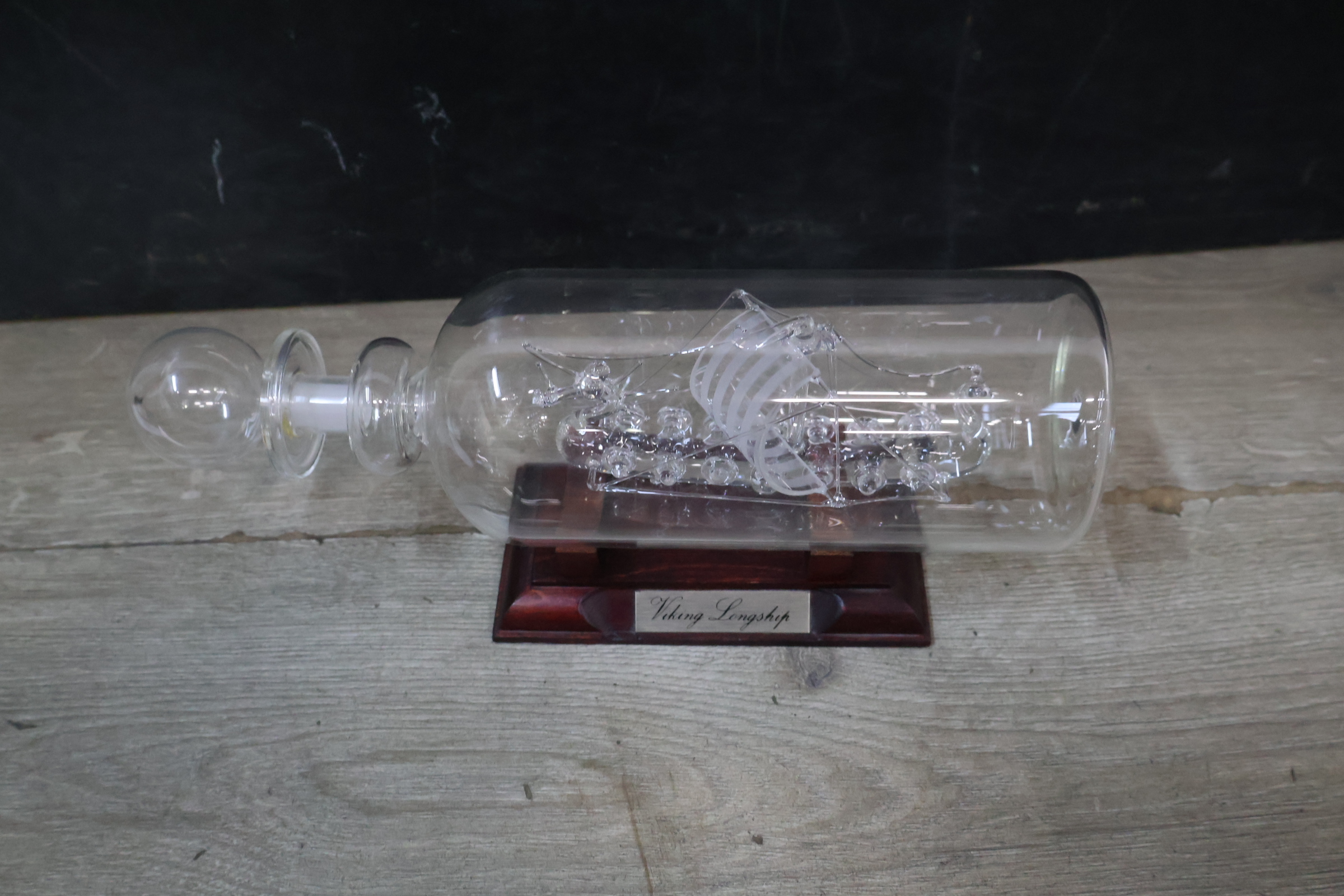 Glazen Viking Langschip in Fles – foto 4 – kavel bij GSD Auctions, Zoeterwoude