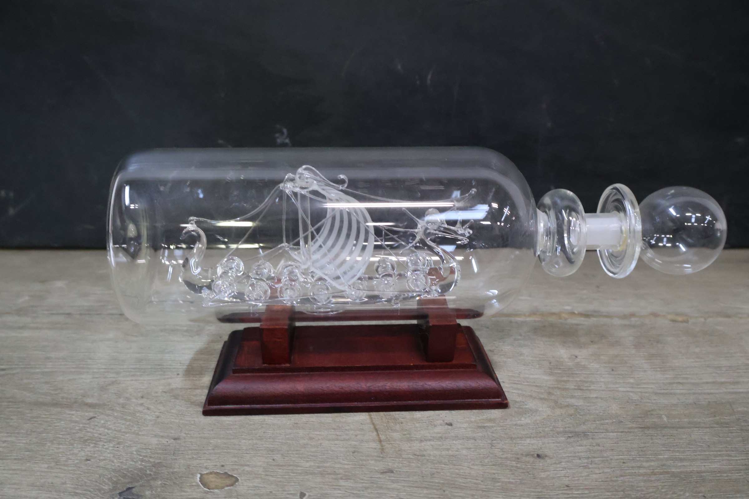 Glazen Viking Langschip in Fles – foto 8 – kavel bij GSD Auctions, Zoeterwoude