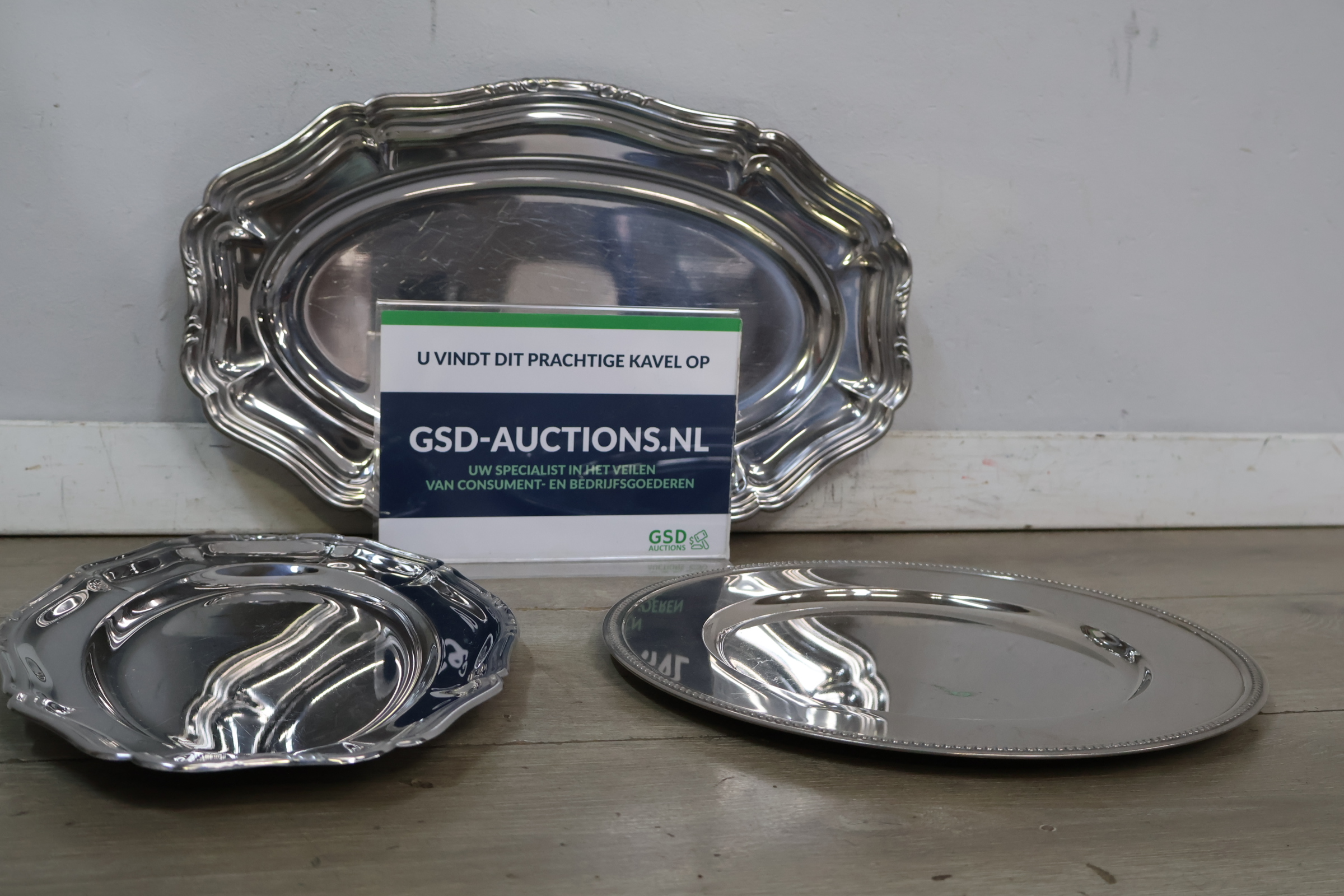 Set verzilverde schalen met sierlijke randen – foto 2 – kavel bij GSD Auctions, Zoeterwoude