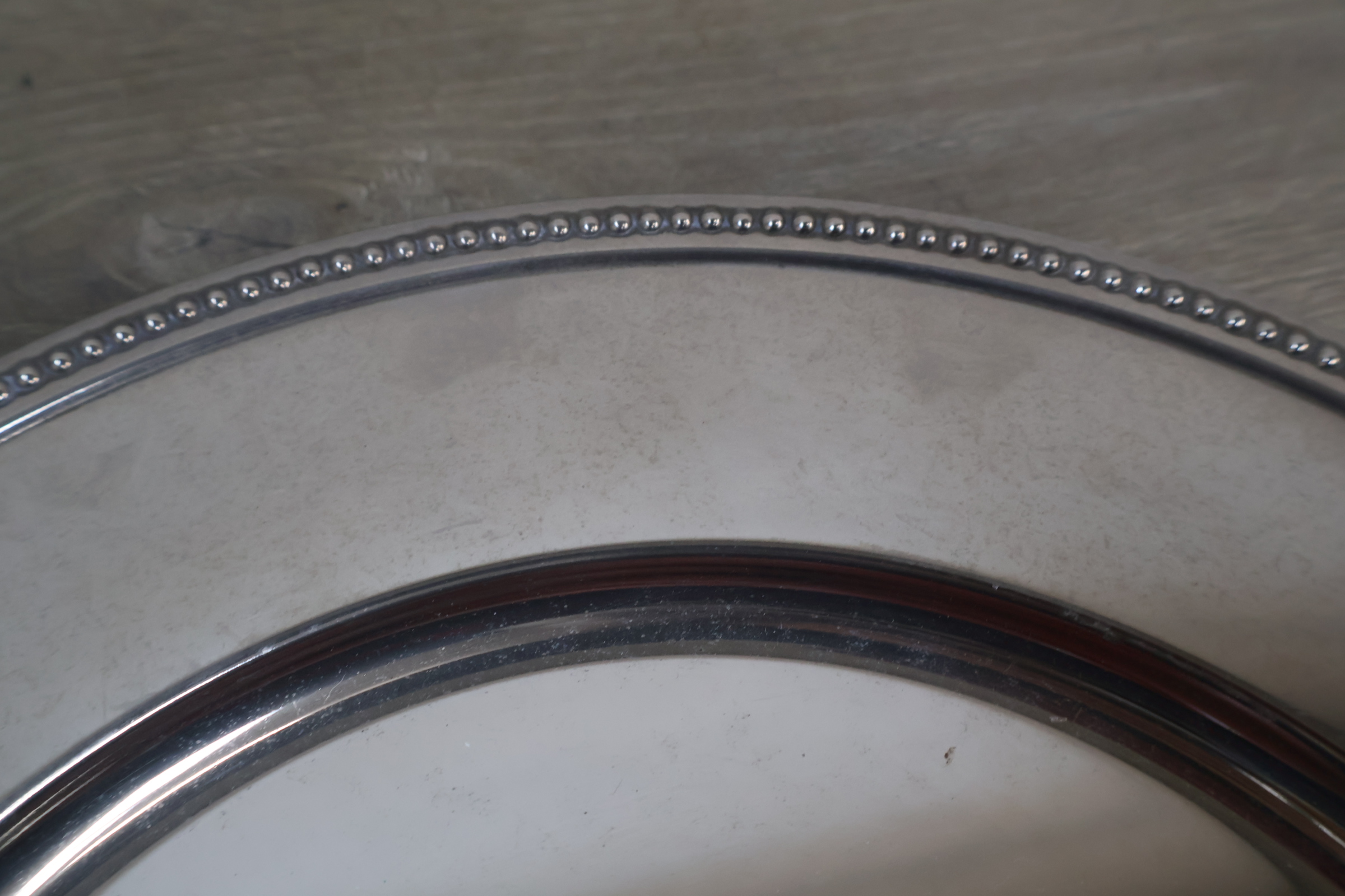 Set verzilverde schalen met sierlijke randen – foto 5 – kavel bij GSD Auctions, Zoeterwoude