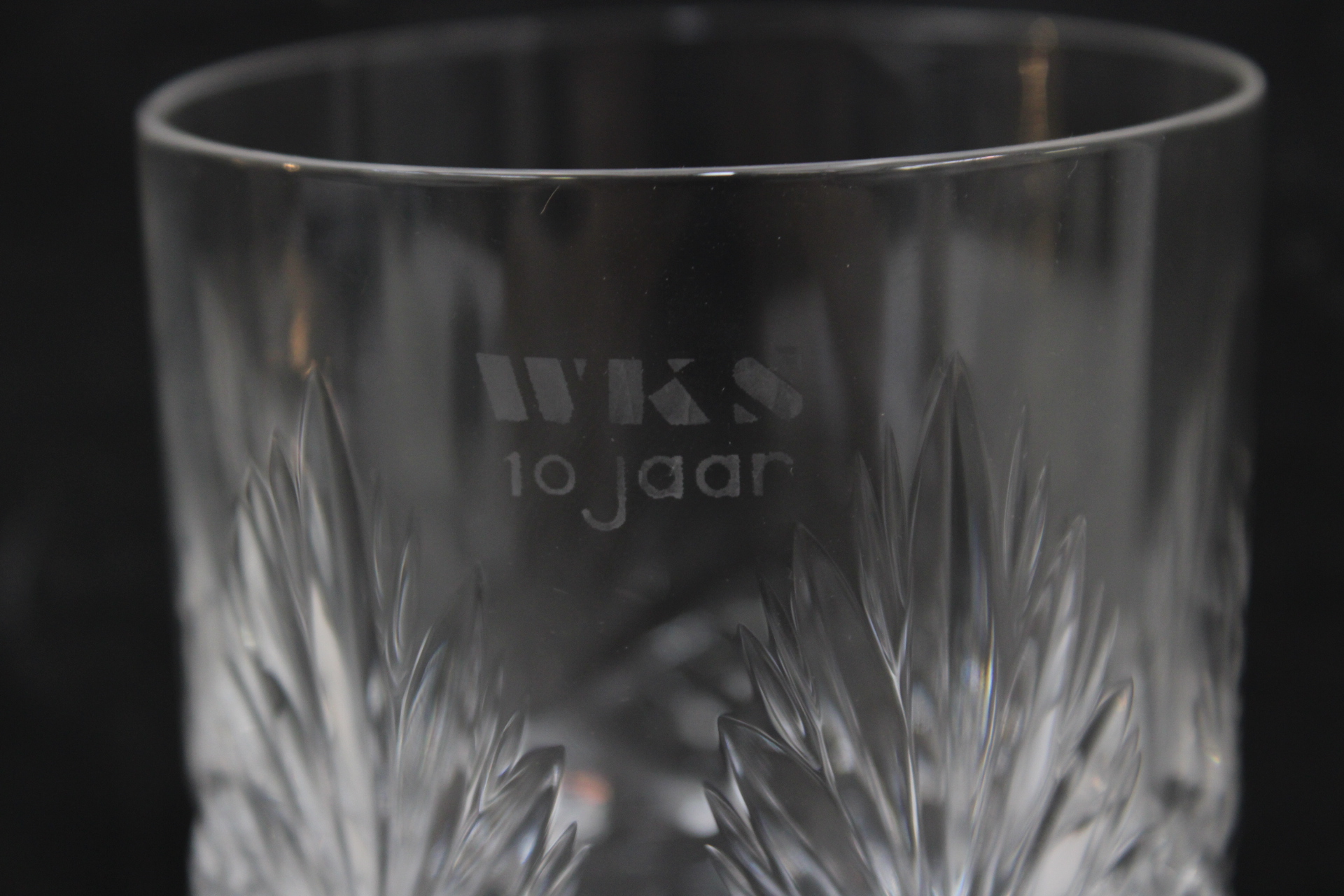 Kristallen karaf met drie kristallen whiskyglazen – foto 4 – kavel bij GSD Auctions, Zoeterwoude