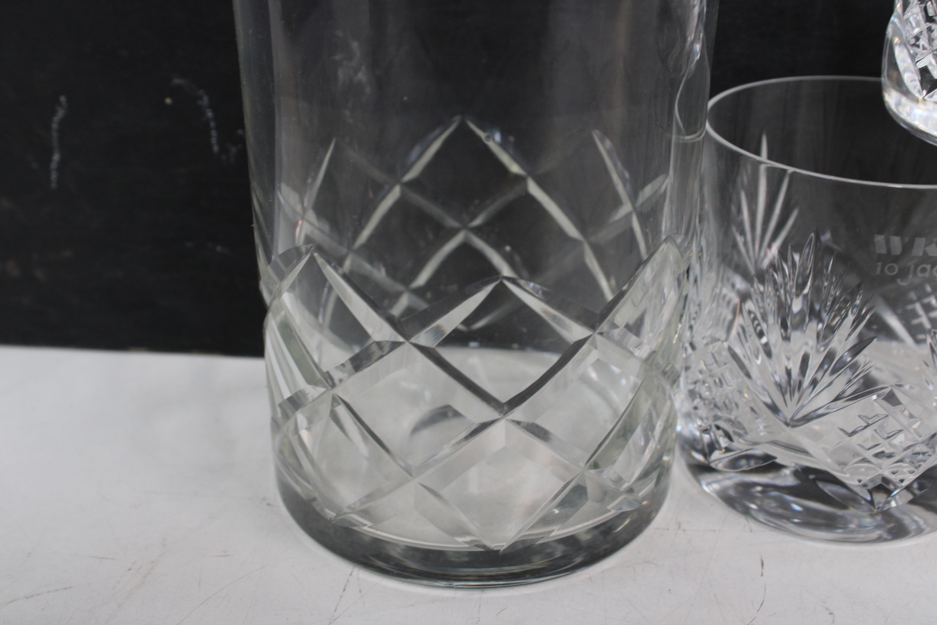 Kristallen karaf met drie kristallen whiskyglazen – foto 6 – kavel bij GSD Auctions, Zoeterwoude