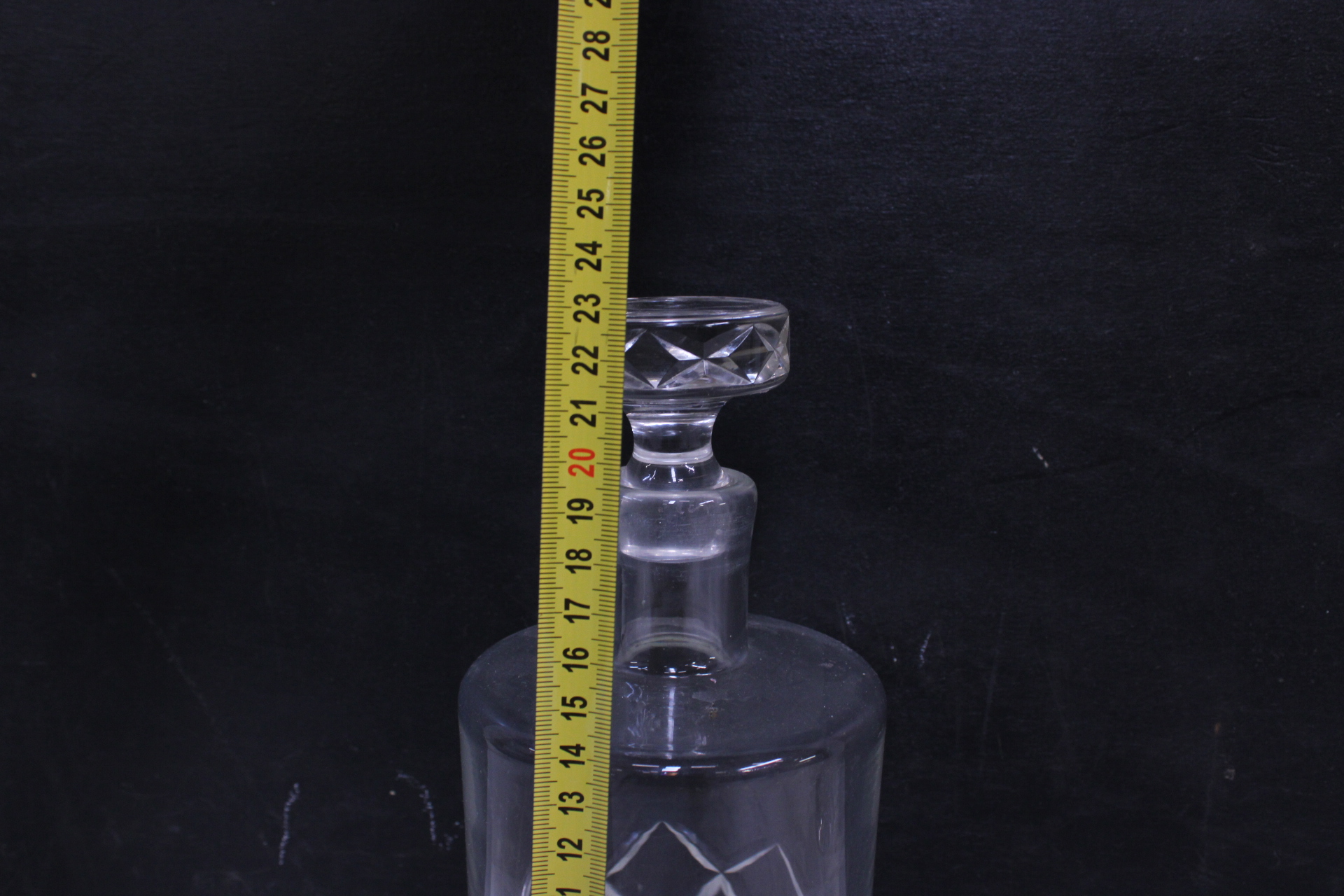 Kristallen karaf met drie kristallen whiskyglazen – foto 8 – kavel bij GSD Auctions, Zoeterwoude