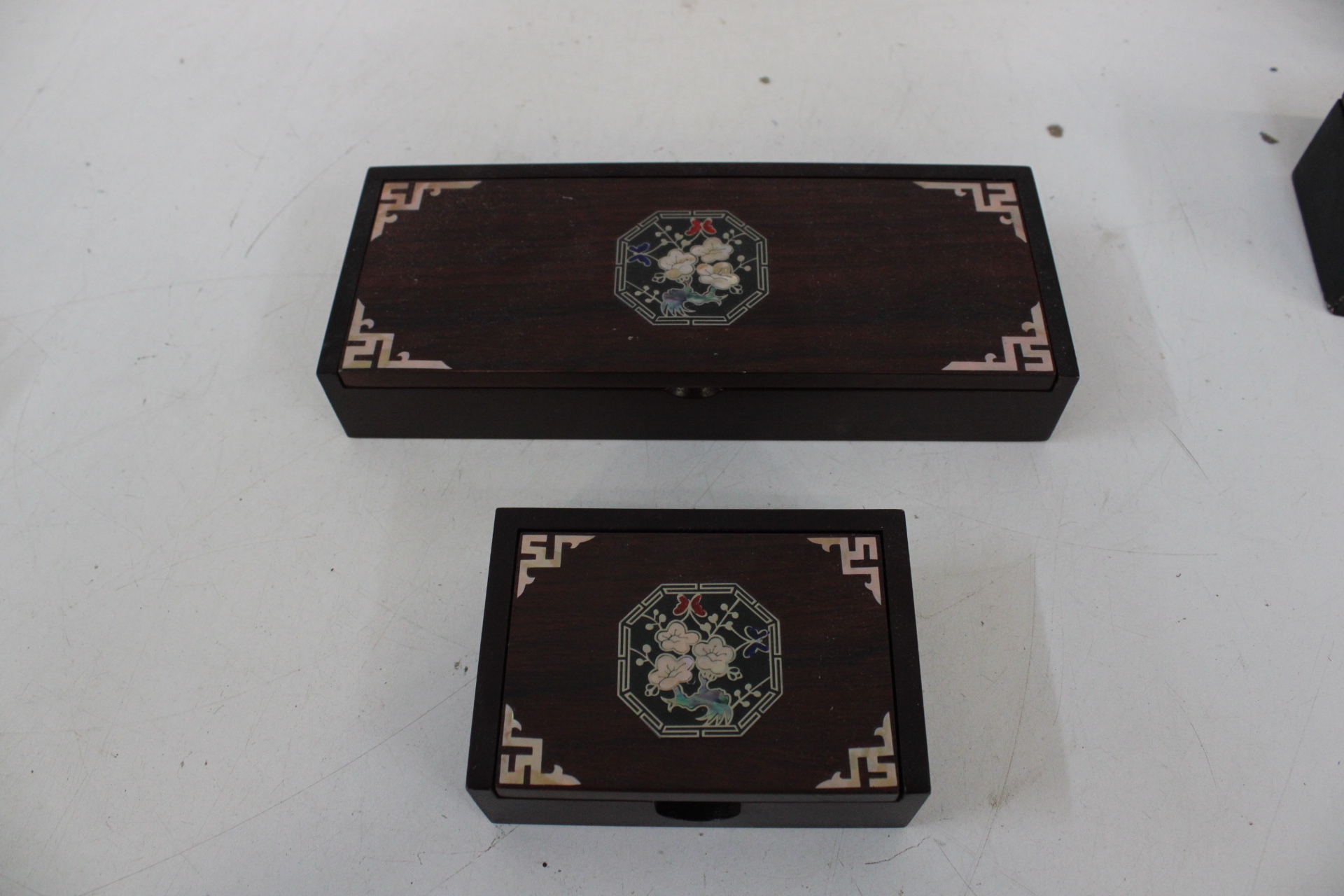 Set van houten en lakdoosjes – foto 6 – kavel bij GSD Auctions, Zoeterwoude