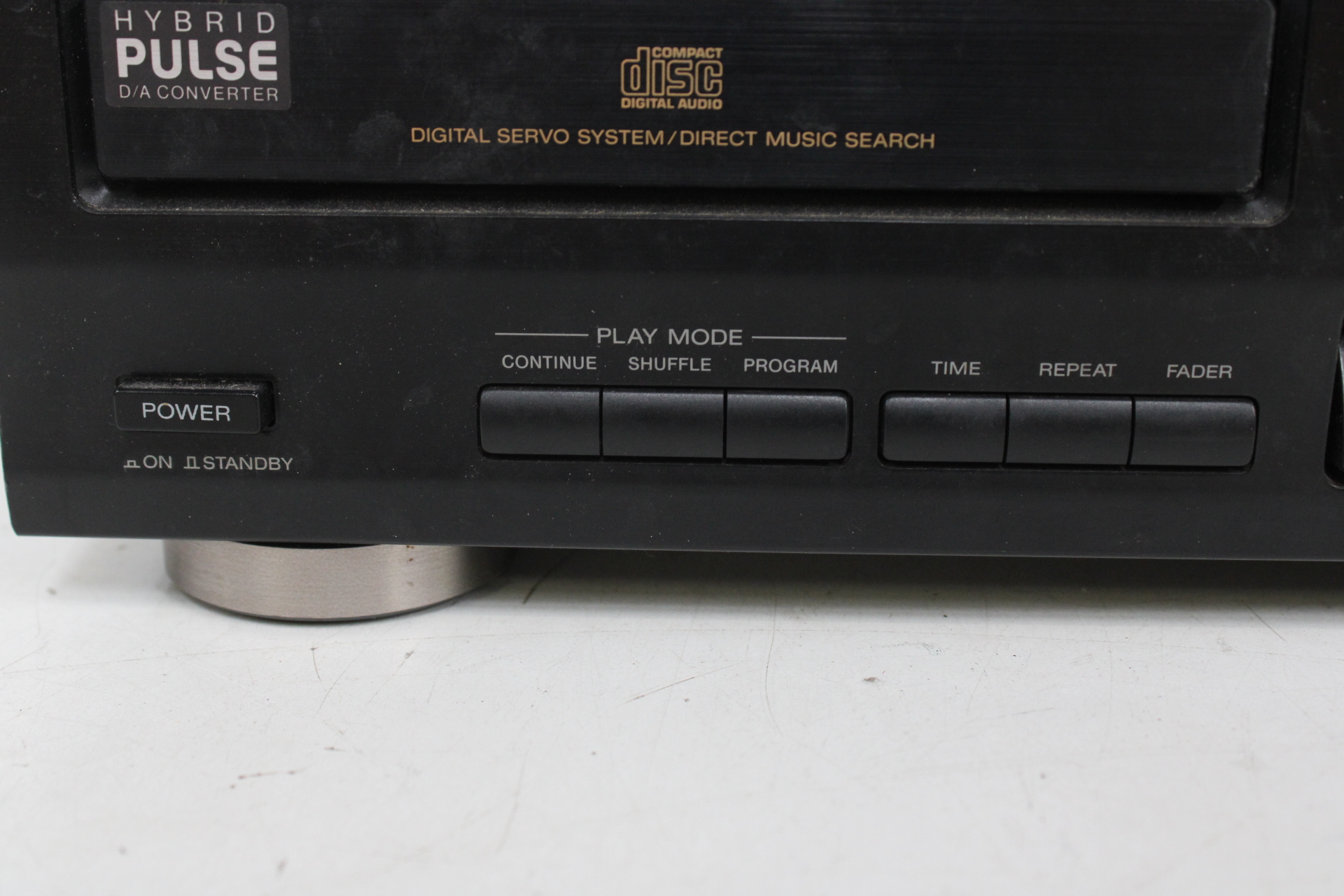 Sony CDP-M301 Compact Disc Player – foto 5 – kavel bij GSD Auctions, Zoeterwoude