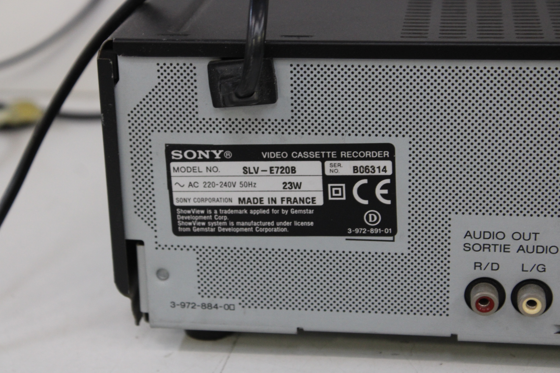 Sony SLV-E720 VHS Videorecorder – foto 7 – kavel bij GSD Auctions, Zoeterwoude