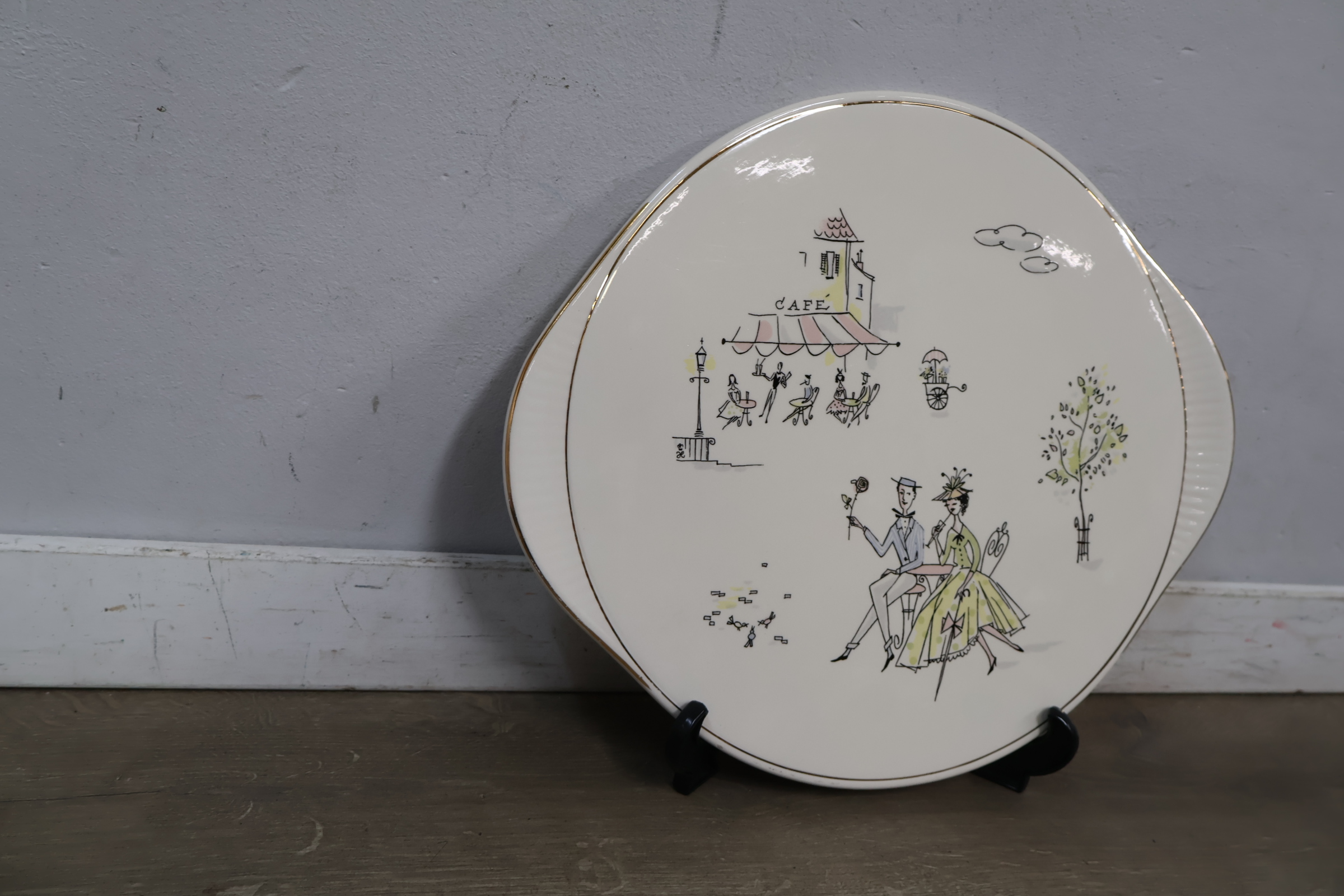Dienblad met vintage café illustratie – foto 3 – kavel bij GSD Auctions, Zoeterwoude