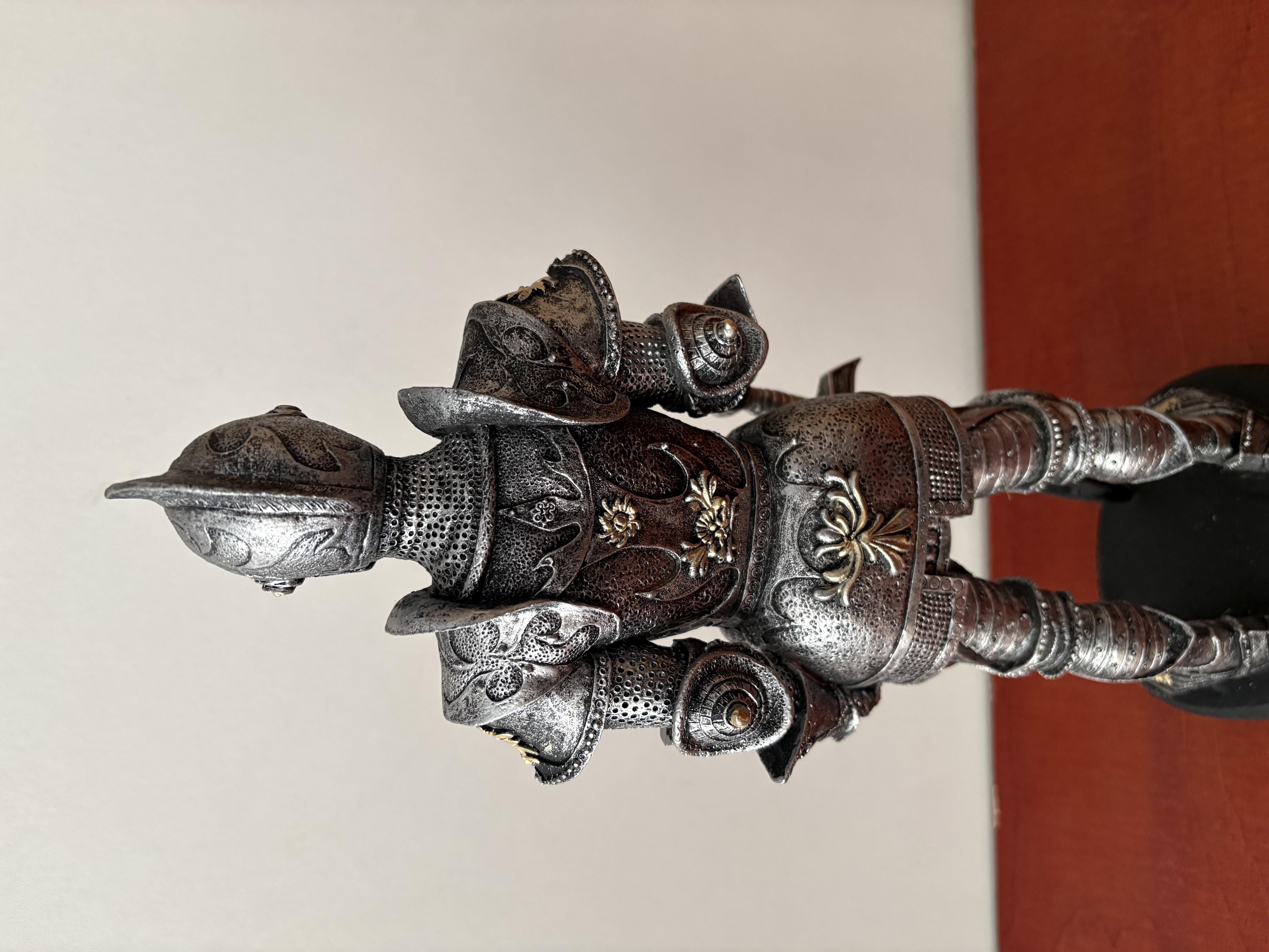 Grote Ridder Beeld – foto 6 – kavel bij GSD Auctions, Zoeterwoude