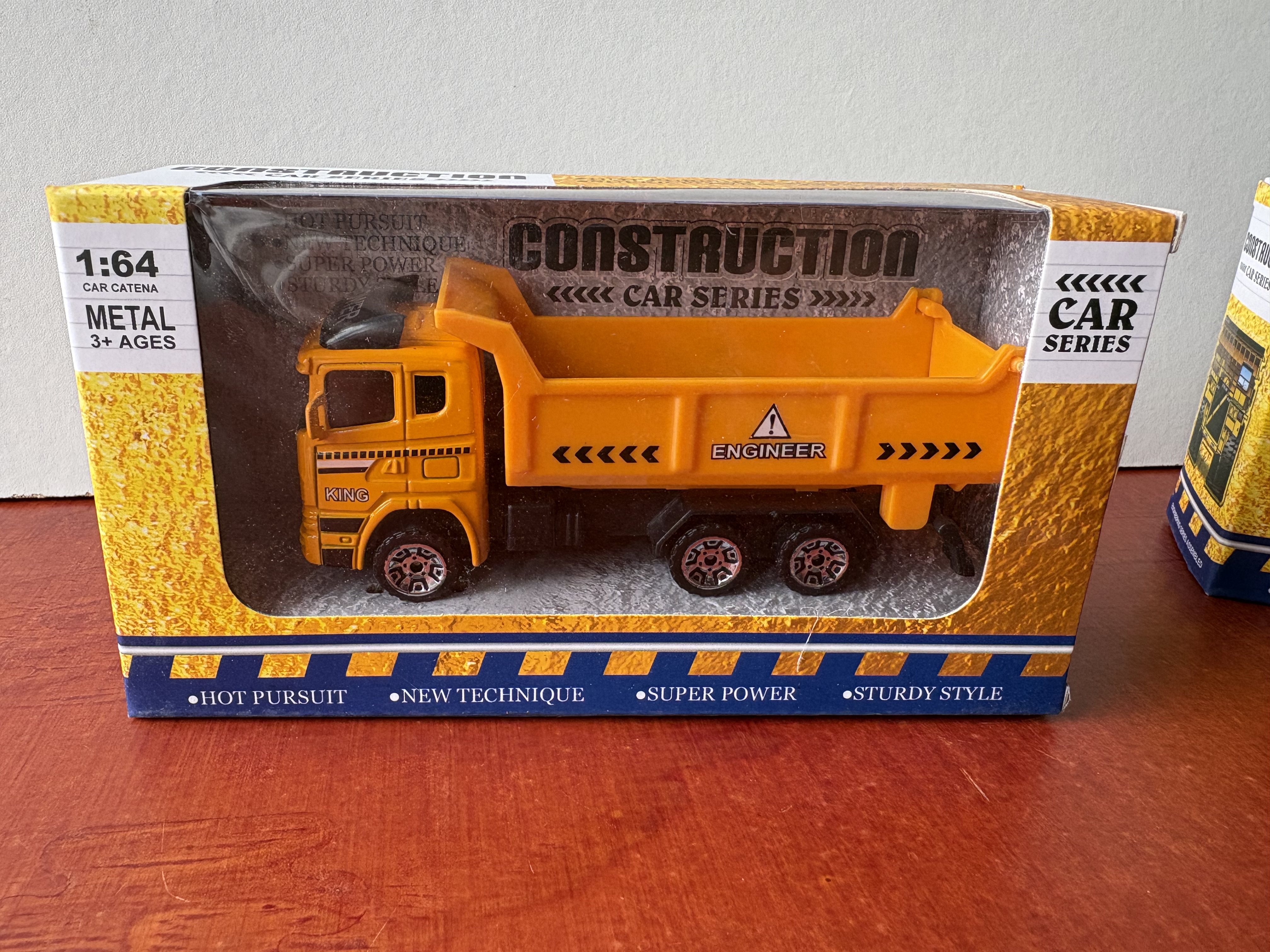 3 gele spel auto's nieuwe – foto 7 – kavel bij GSD Auctions, Zoeterwoude