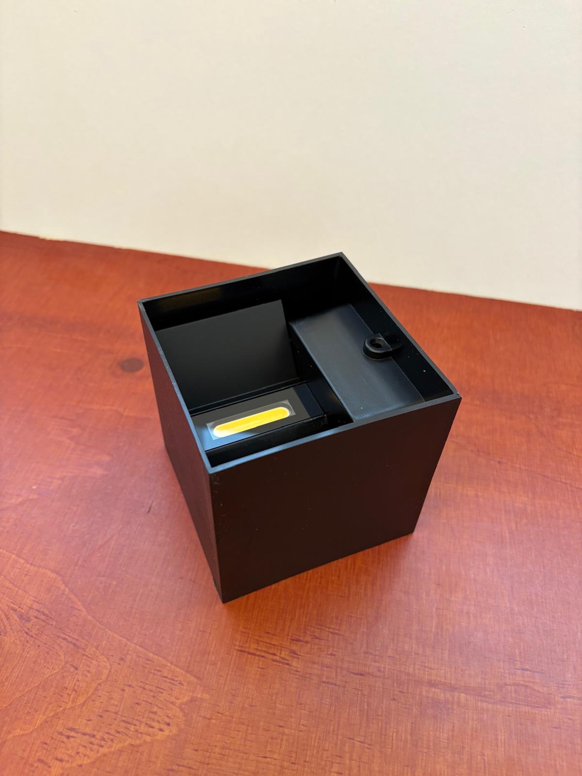 Wandlamp LED lamp 2 stuks Nieuwe – foto 5 – kavel bij GSD Auctions, Zoeterwoude