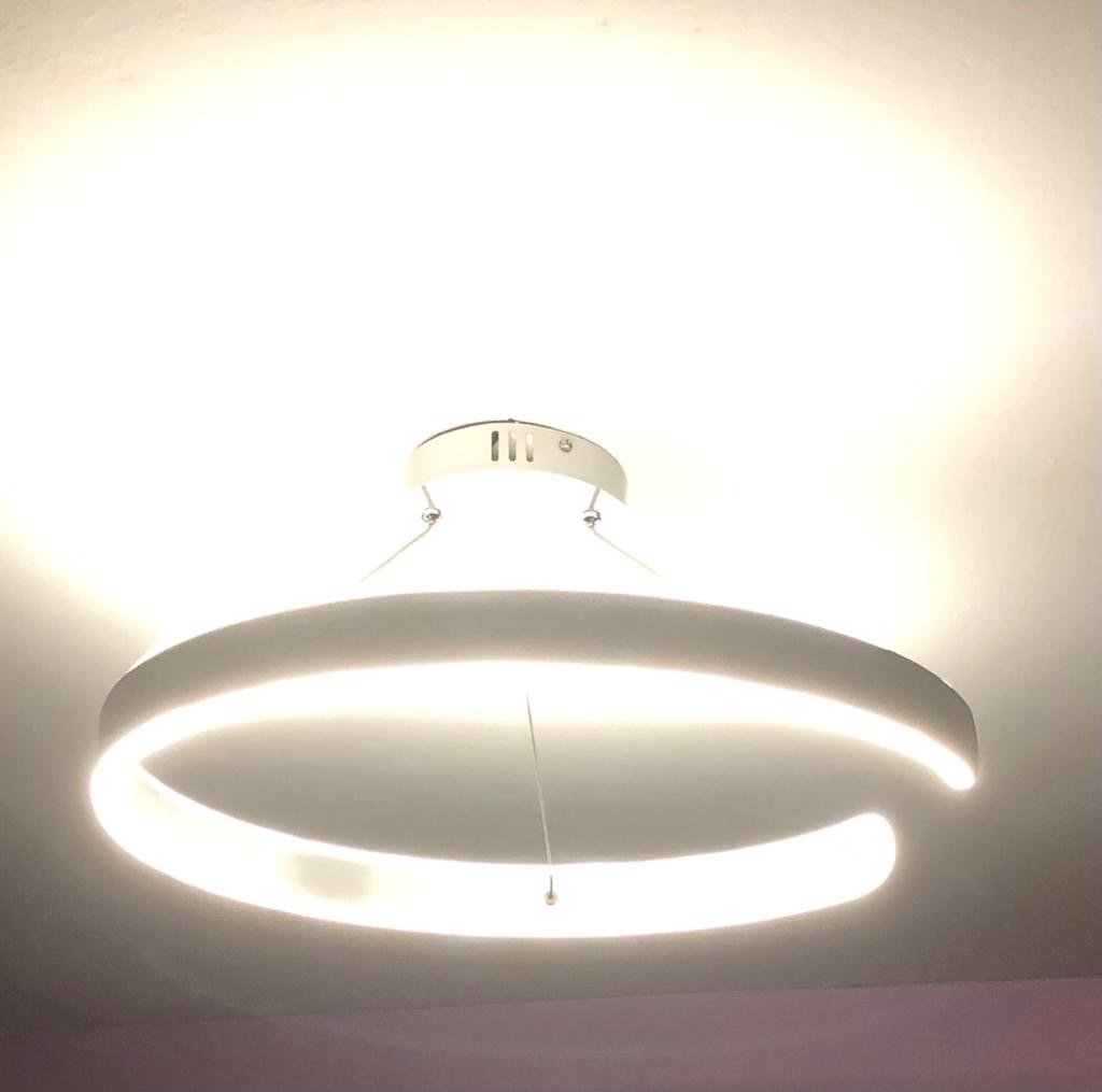 Led plafondlamp c-vorm met afstandsbediening (nieuw in doos) – foto 7 – kavel bij GSD Auctions, Zoeterwoude