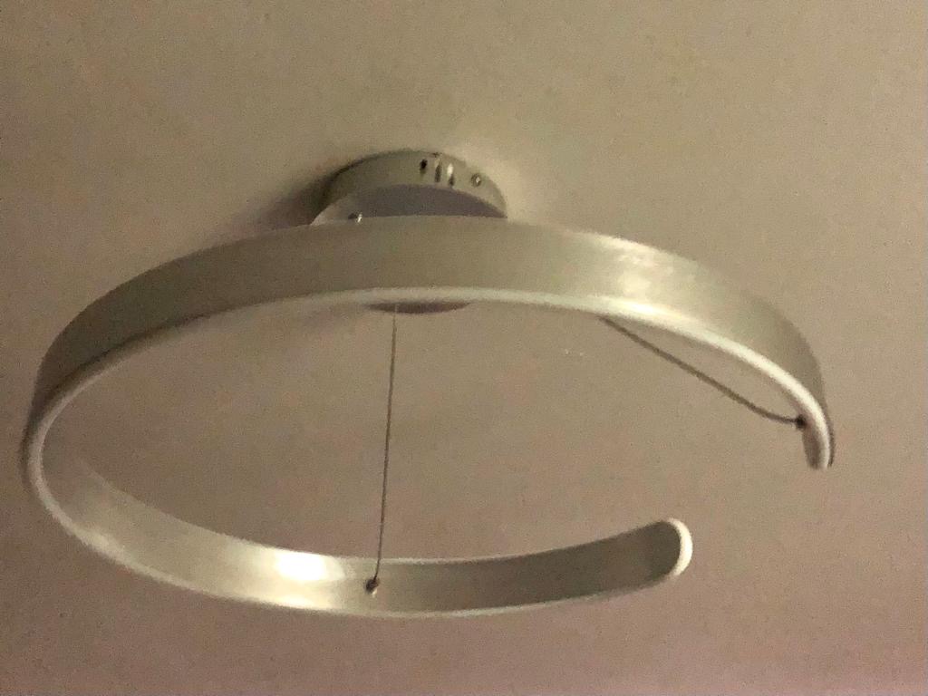 Led plafondlamp c-vorm met afstandsbediening (nieuw in doos) – foto 6 – kavel bij GSD Auctions, Zoeterwoude