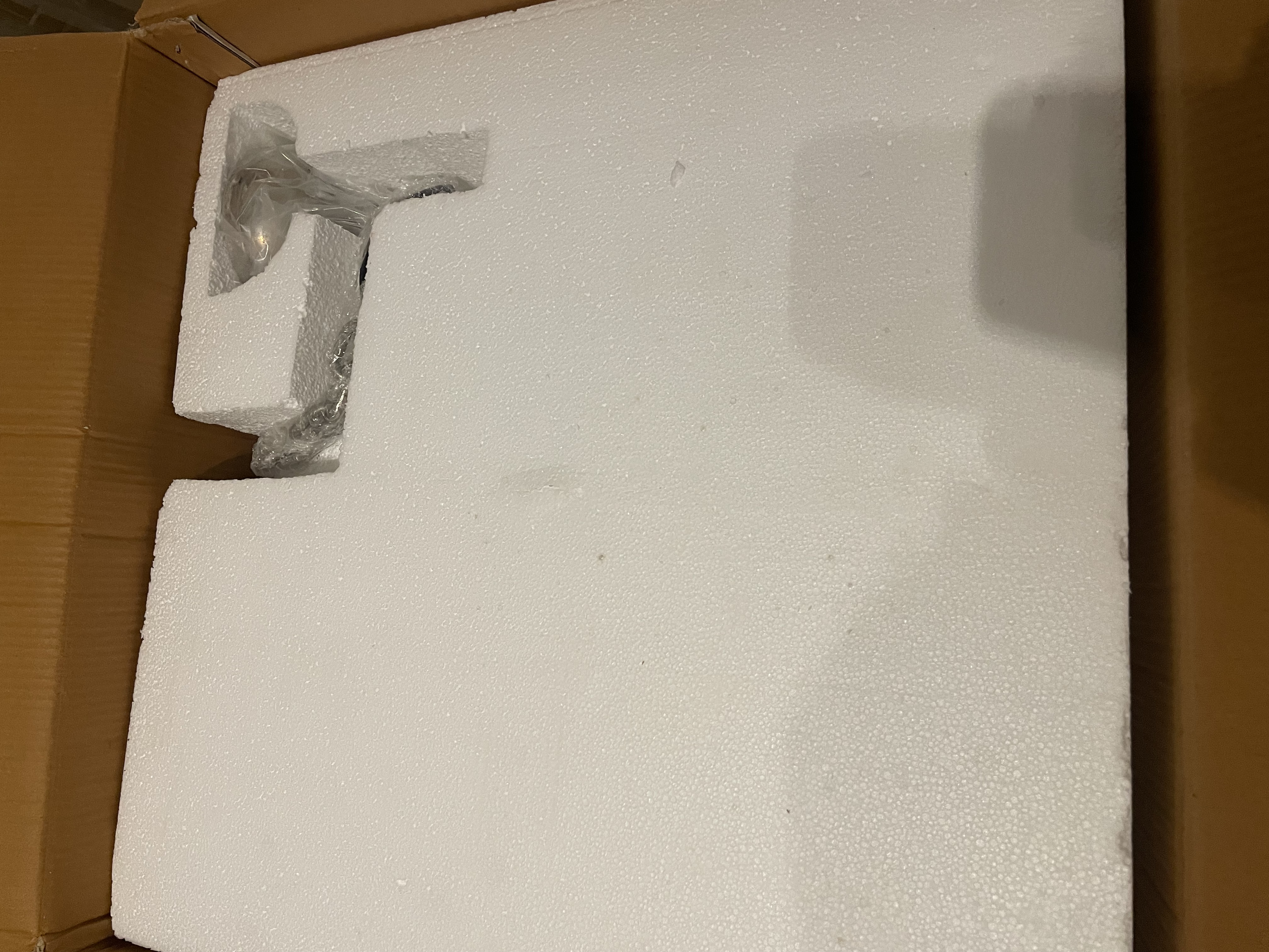 Industriële hanglamp aluminium (nieuw in doos) – foto 5 – kavel bij GSD Auctions, Zoeterwoude