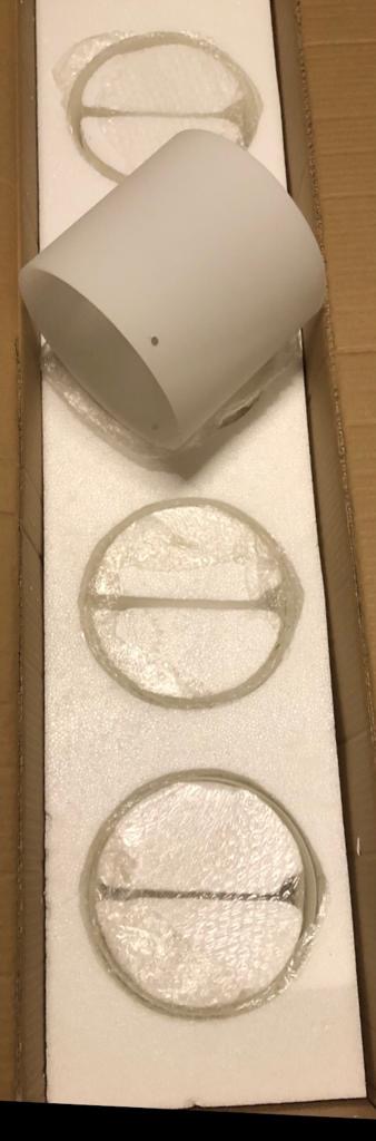 Hanglamp met 4 witte glazen lampenkappen (nieuw in doos) – foto 7 – kavel bij GSD Auctions, Zoeterwoude