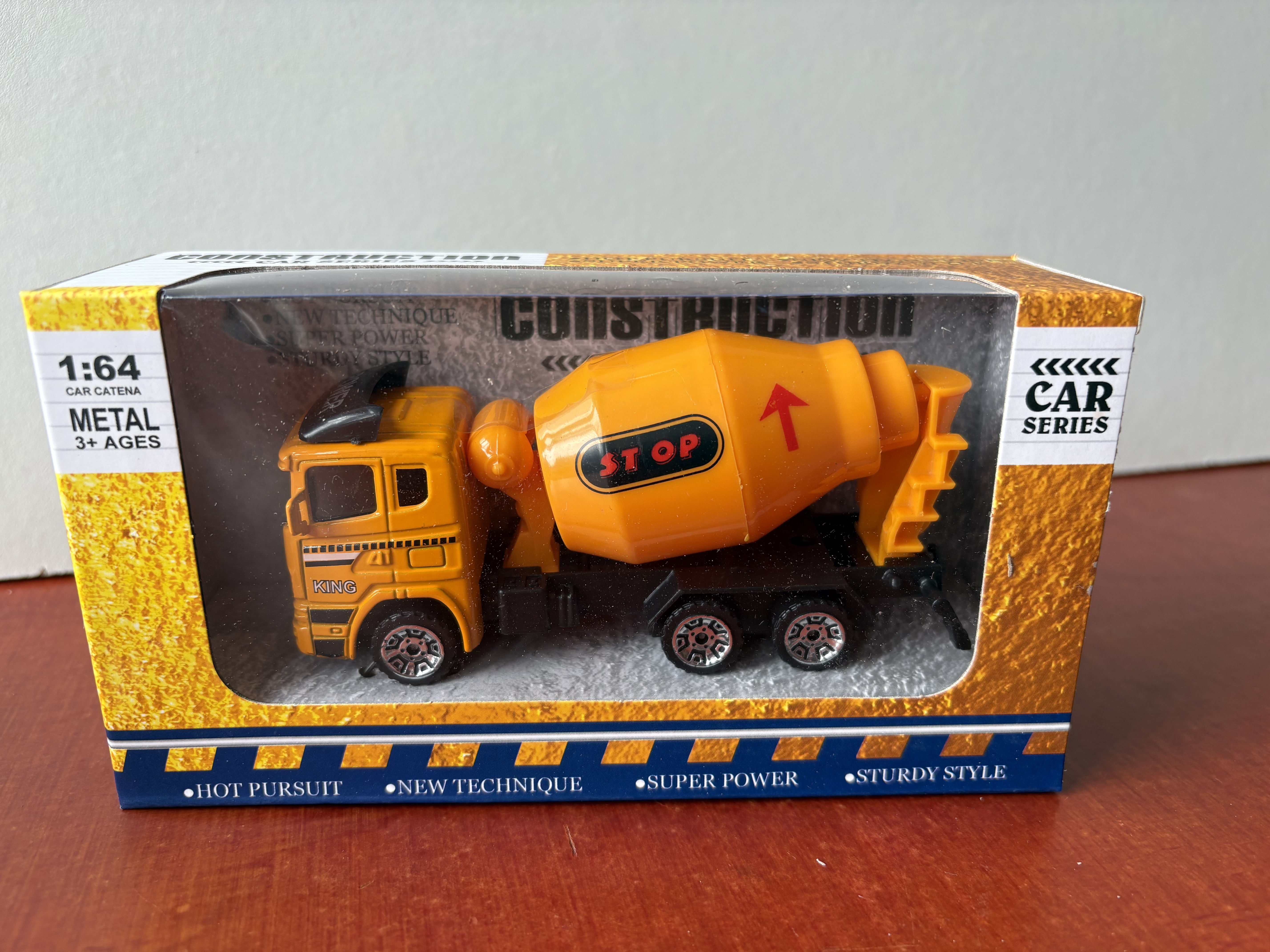 3 gele spel auto's nieuwe – foto 9 – kavel bij GSD Auctions, Zoeterwoude