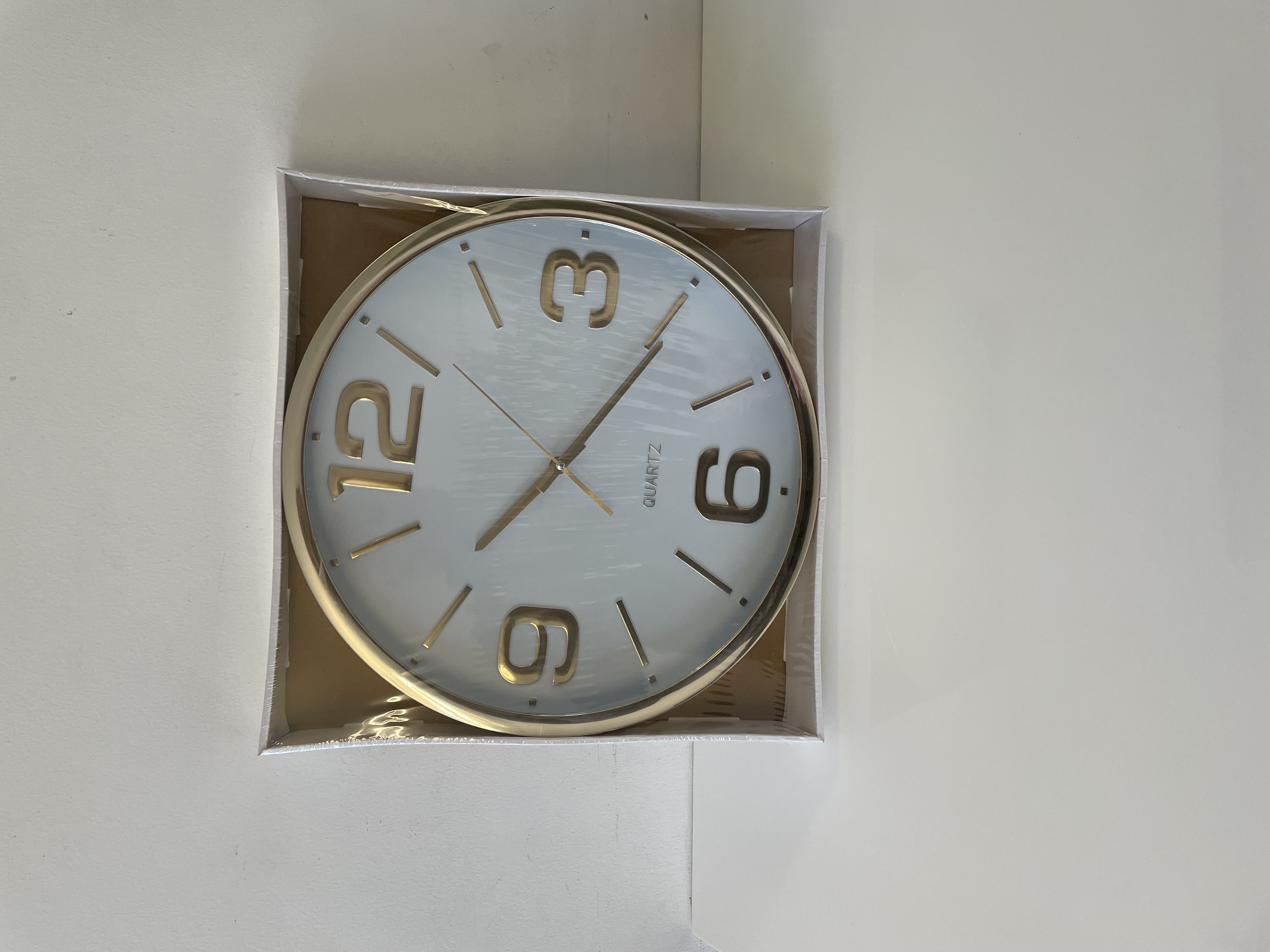 Wandklok retour of niet gecontroleerd (**2) – kavel bij GSD Auctions, Zoeterwoude