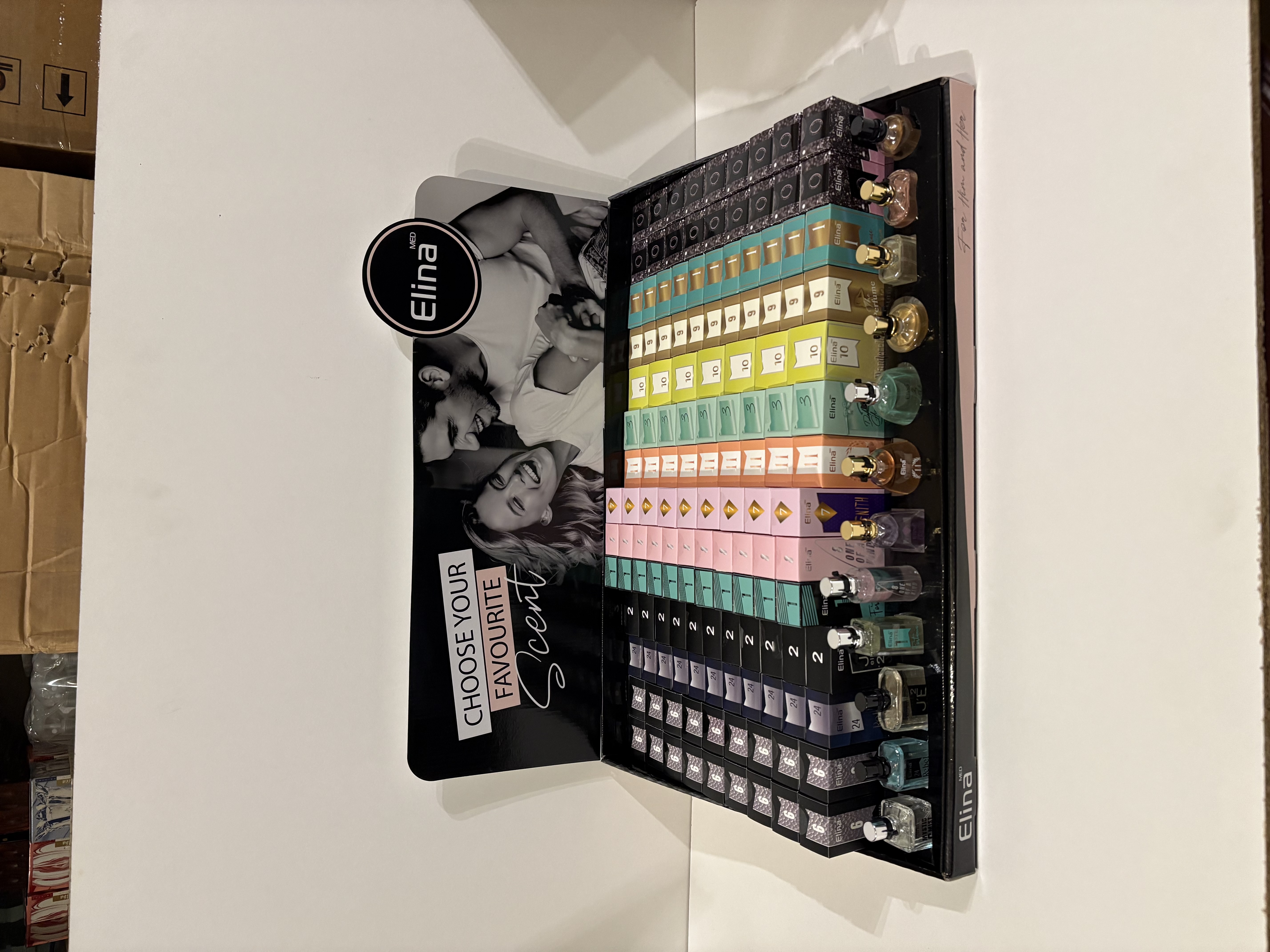 Parfums voor mannen en vrouwen (Elina) – kavel bij GSD Auctions, Zoeterwoude