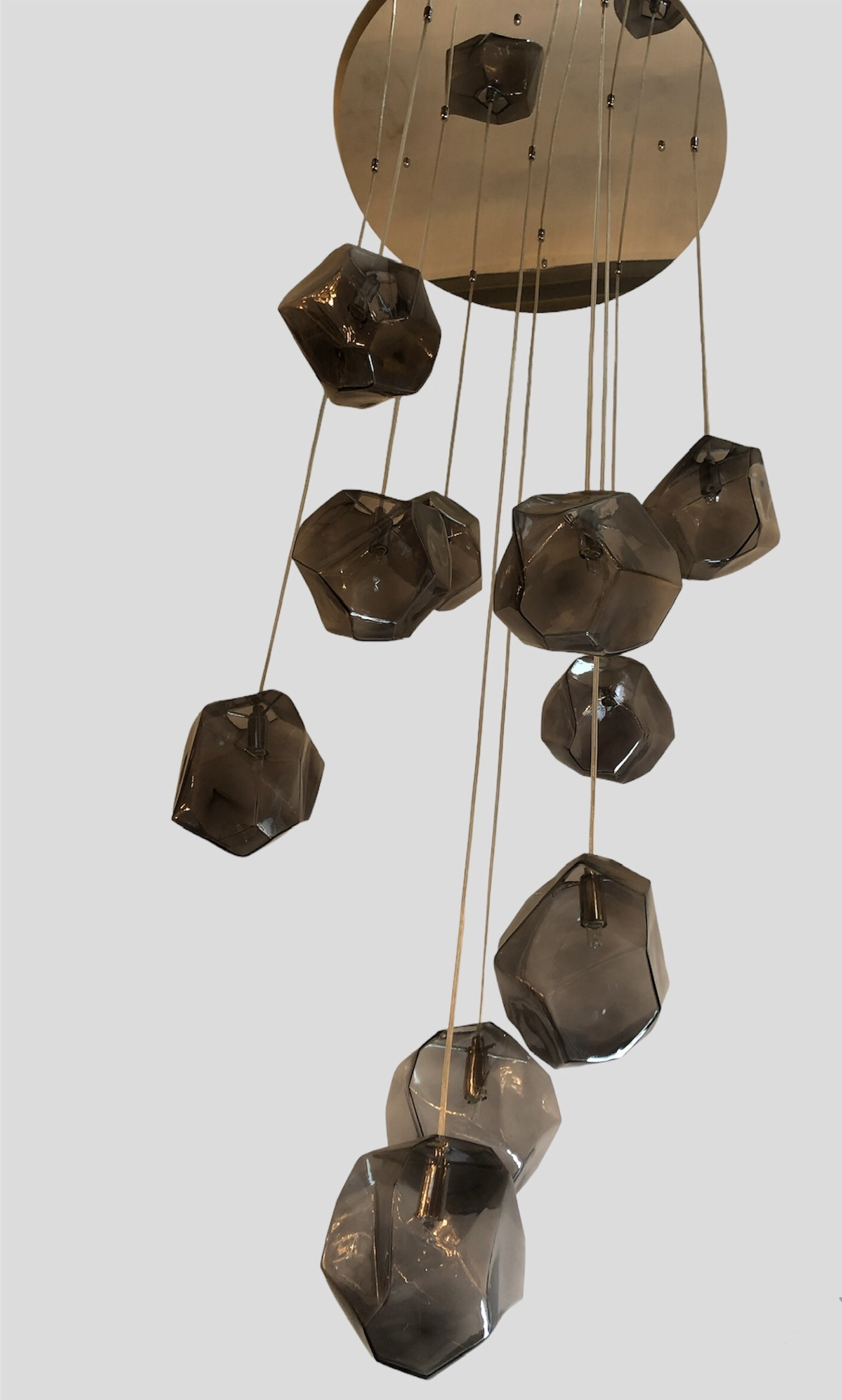 Smokey steen Rocky hanglamp rond – kavel bij GSD Auctions, Zoeterwoude