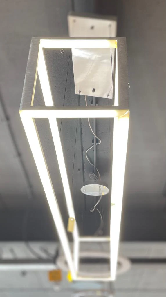 Led vierkante plafondlamp (nieuwe in doos) – foto 3 – kavel bij GSD Auctions, Zoeterwoude