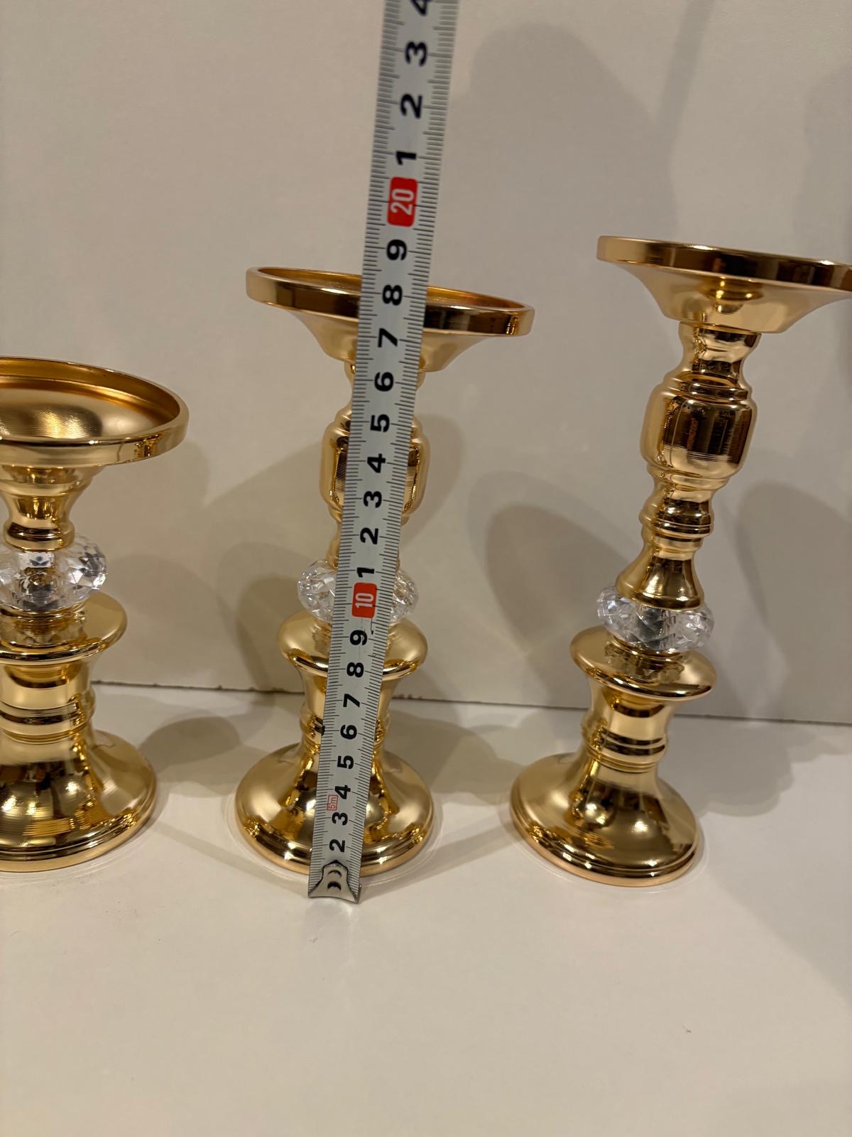 3 -delige Goudkleurige kandelaars – foto 4 – kavel bij GSD Auctions, Zoeterwoude