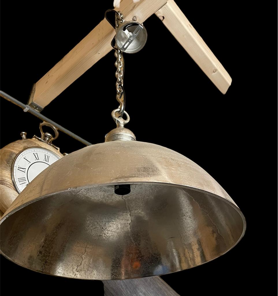 Industriële hanglamp aluminium (nieuw in doos) – kavel bij GSD Auctions, Zoeterwoude