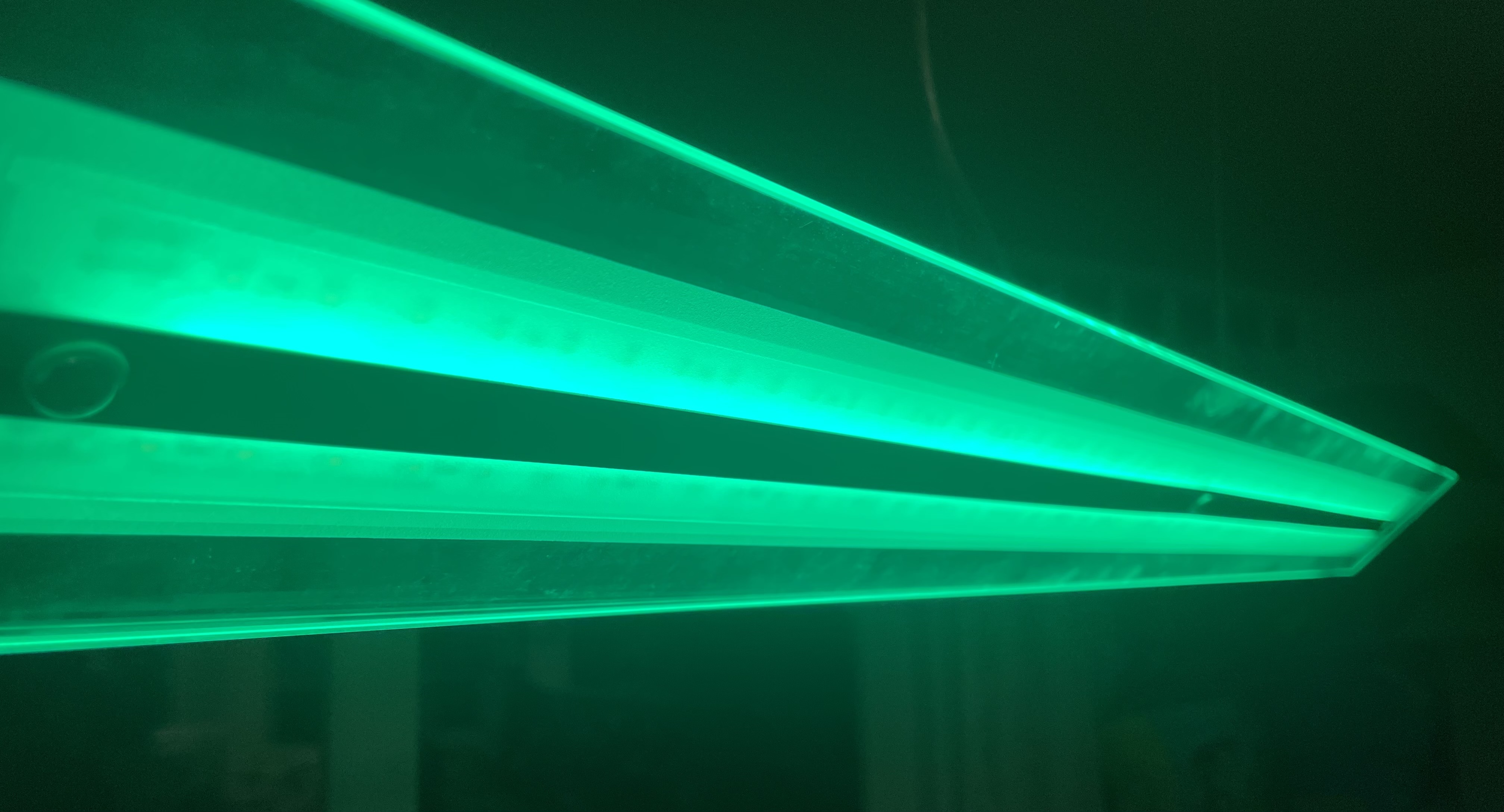 Led-plafondlampen met lange platte glas (nieuw in doos) – foto 10 – kavel bij GSD Auctions, Zoeterwoude