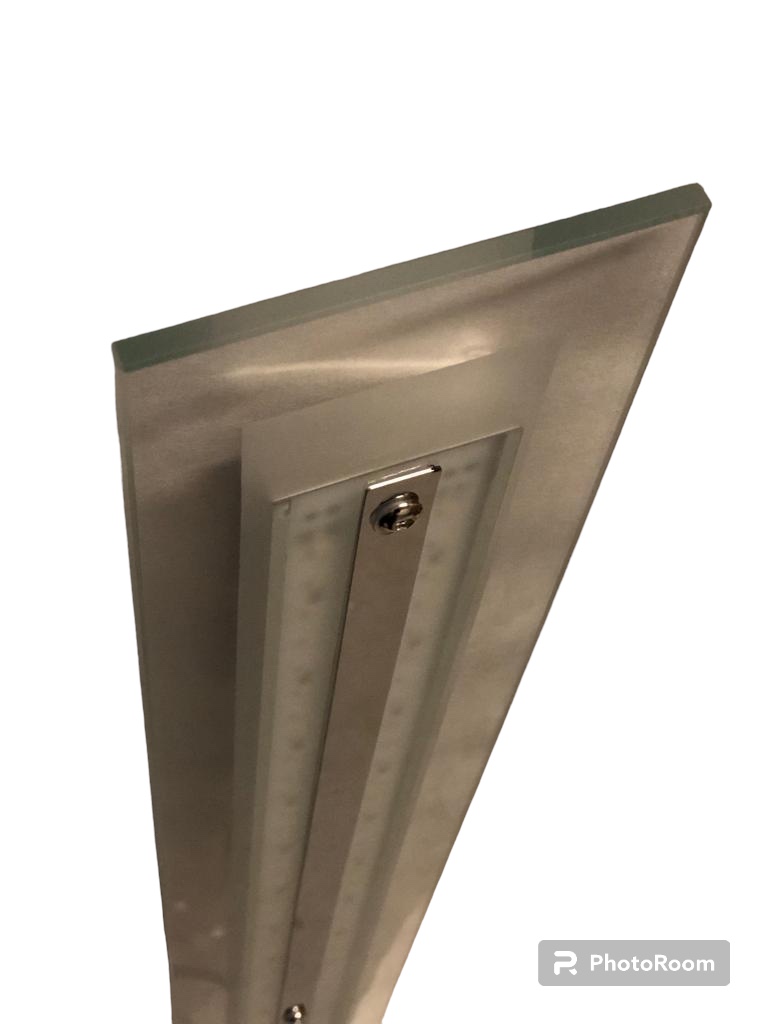 Led-plafondlampen met lange platte glas (nieuw in doos) – foto 3 – kavel bij GSD Auctions, Zoeterwoude