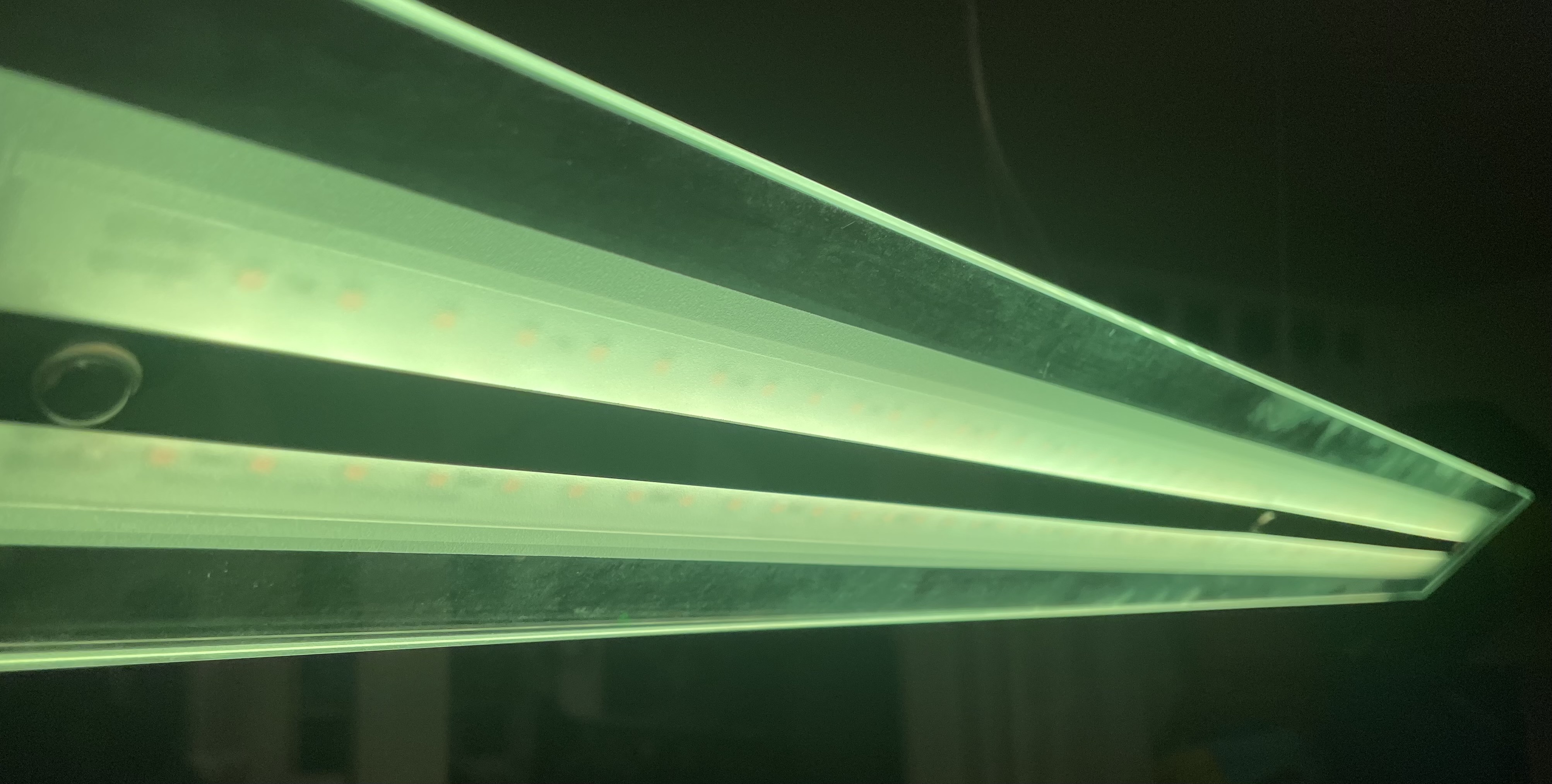 Led-plafondlampen met lange platte glas (nieuw in doos) – foto 9 – kavel bij GSD Auctions, Zoeterwoude
