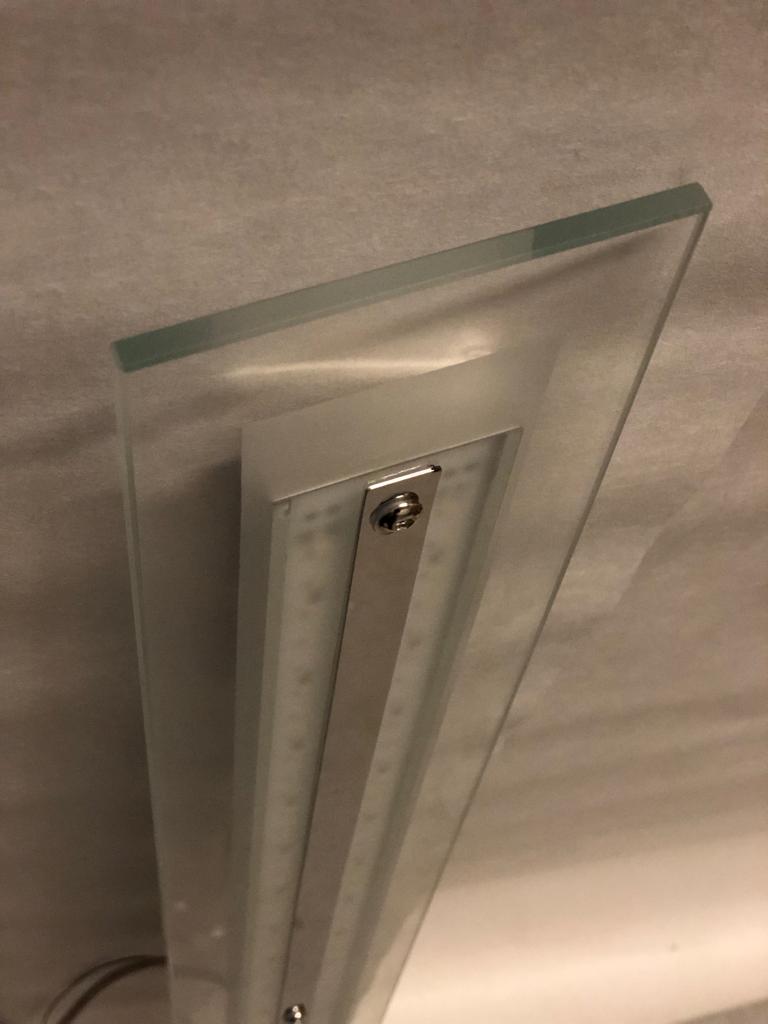 Led-plafondlampen met lange platte glas (nieuw in doos) – foto 5 – kavel bij GSD Auctions, Zoeterwoude