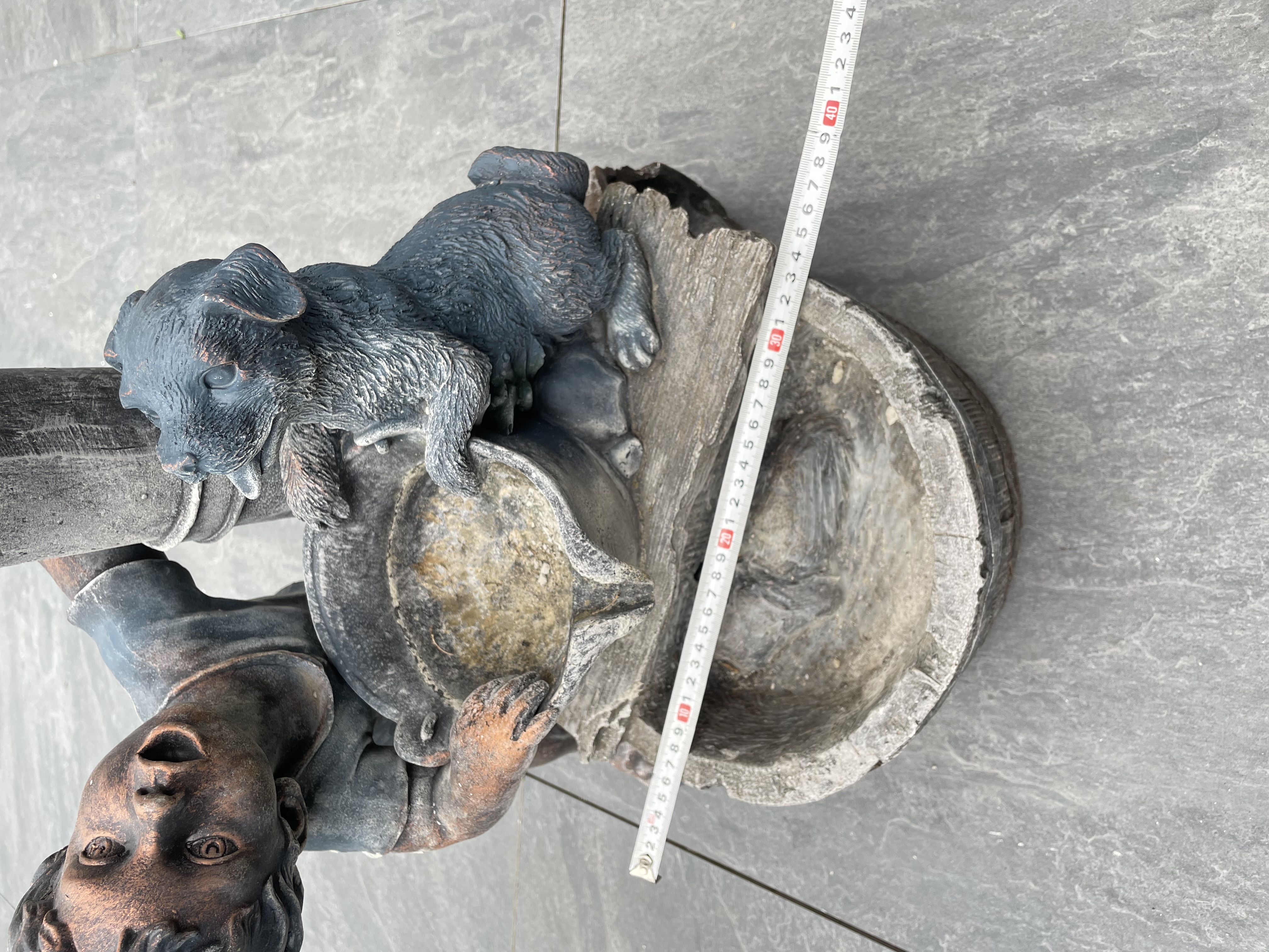 Tuin fontein kinderen – foto 6 – kavel bij GSD Auctions, Zoeterwoude