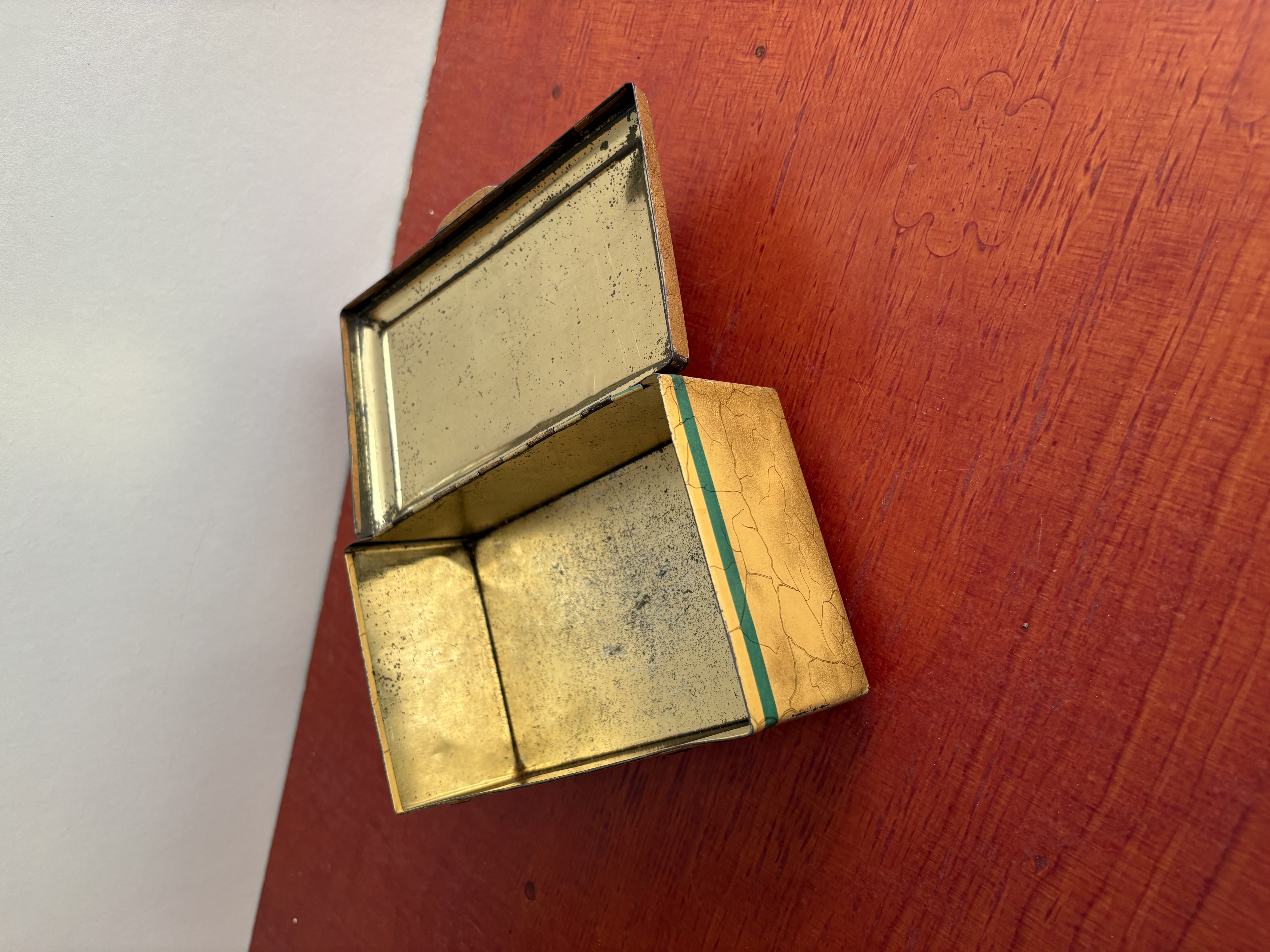 Opbergblikje Nummer 16 – foto 6 – kavel bij GSD Auctions, Zoeterwoude