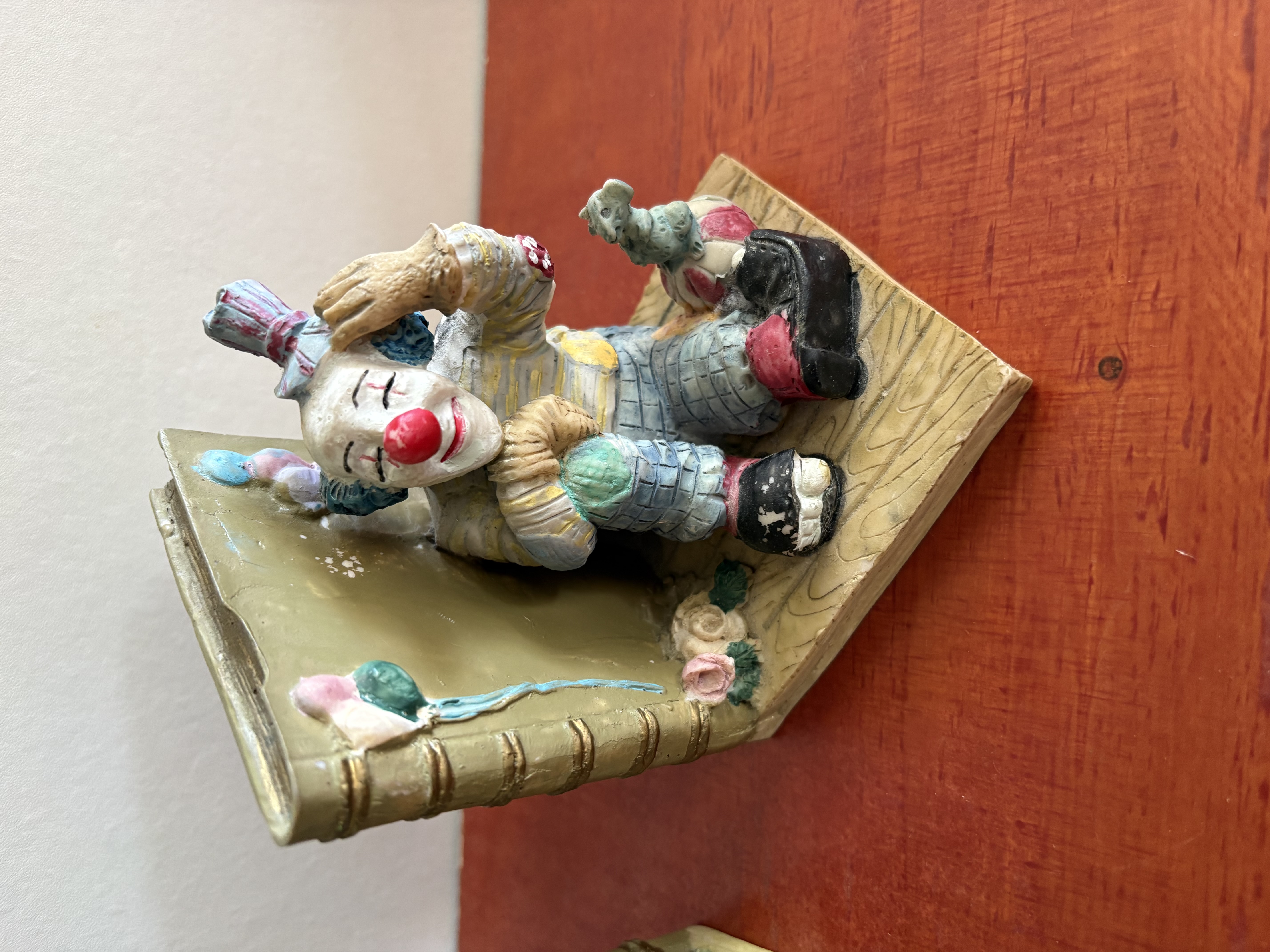 Boeken steun met clowns – foto 3 – kavel bij GSD Auctions, Zoeterwoude