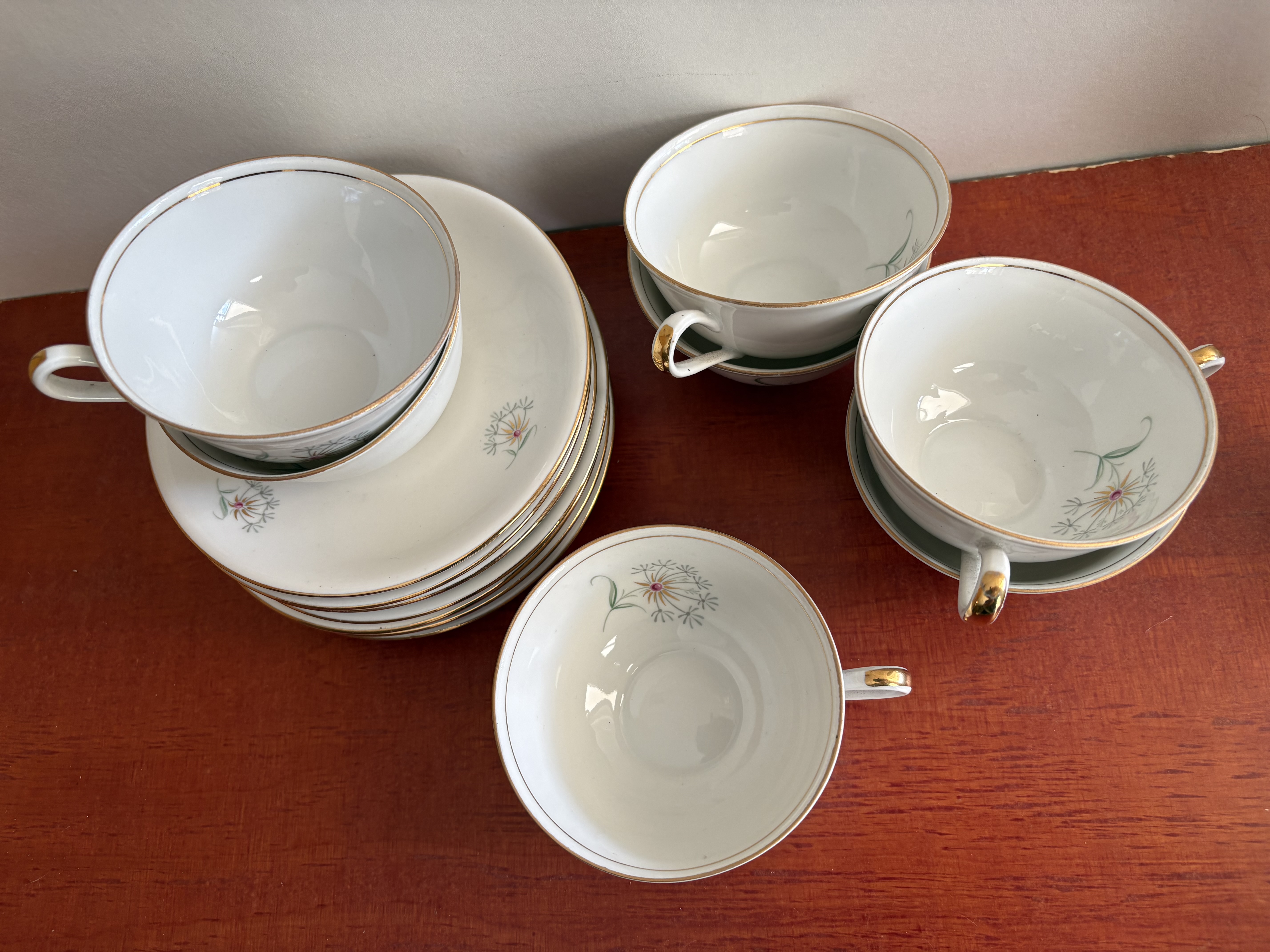 7 Kopjes met bordjes "Stadtlengsfeld VEB (DDR)1950-59 jaar" – foto 2 – kavel bij GSD Auctions, Zoeterwoude