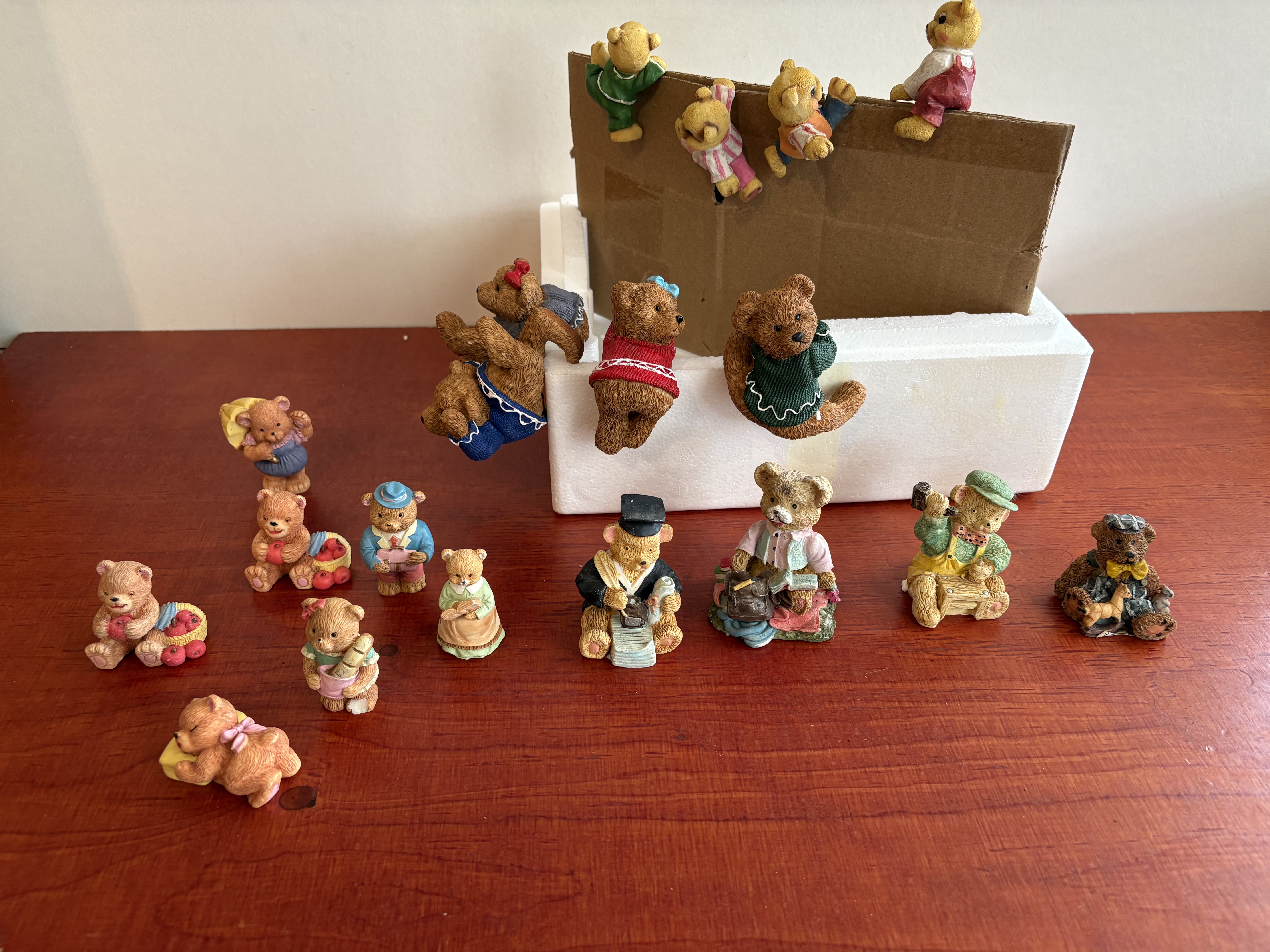 Beren verzameling nummer 11 – kavel bij GSD Auctions, Zoeterwoude