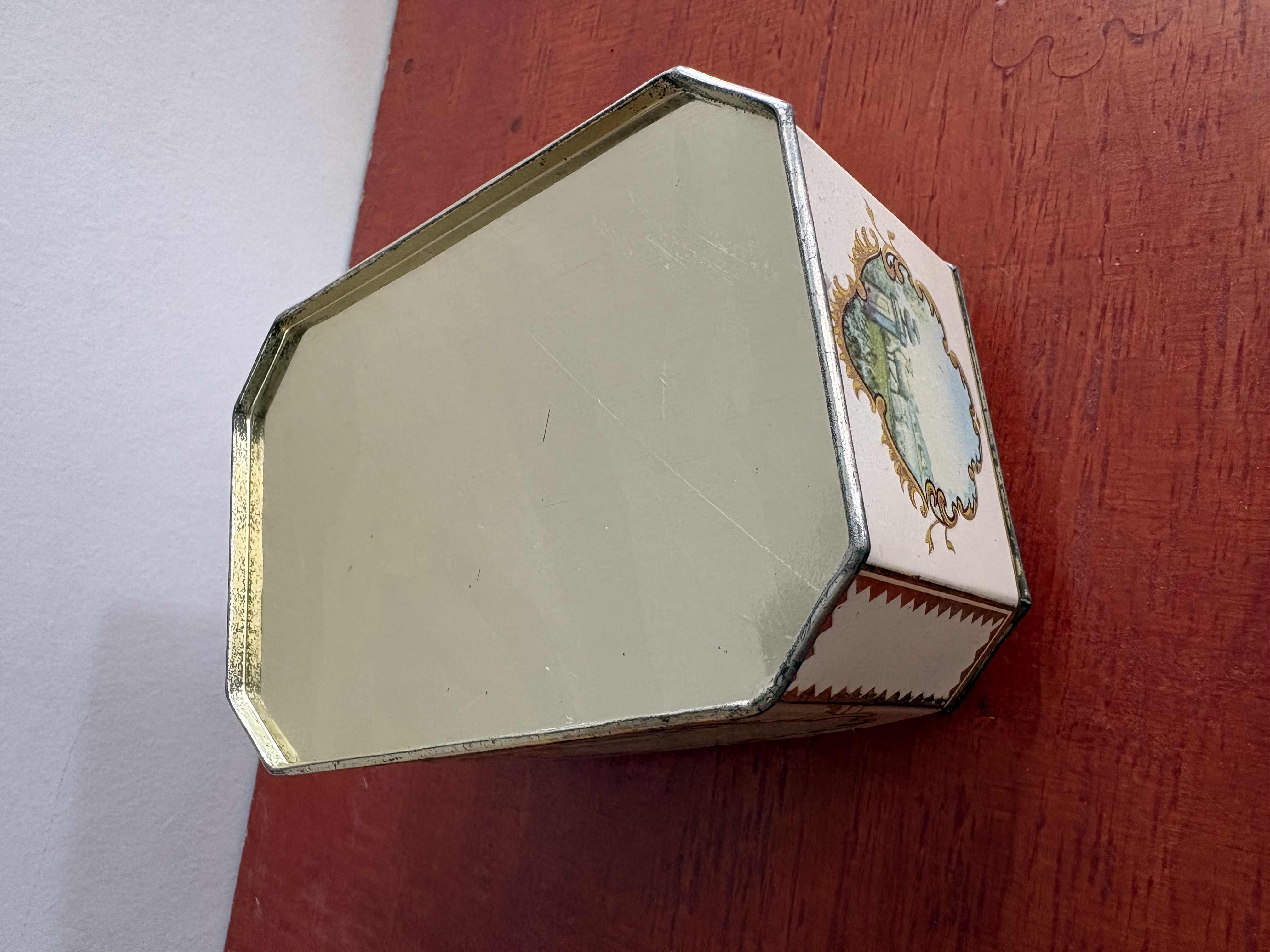 Opbergblikje Nummer 11 – foto 8 – kavel bij GSD Auctions, Zoeterwoude