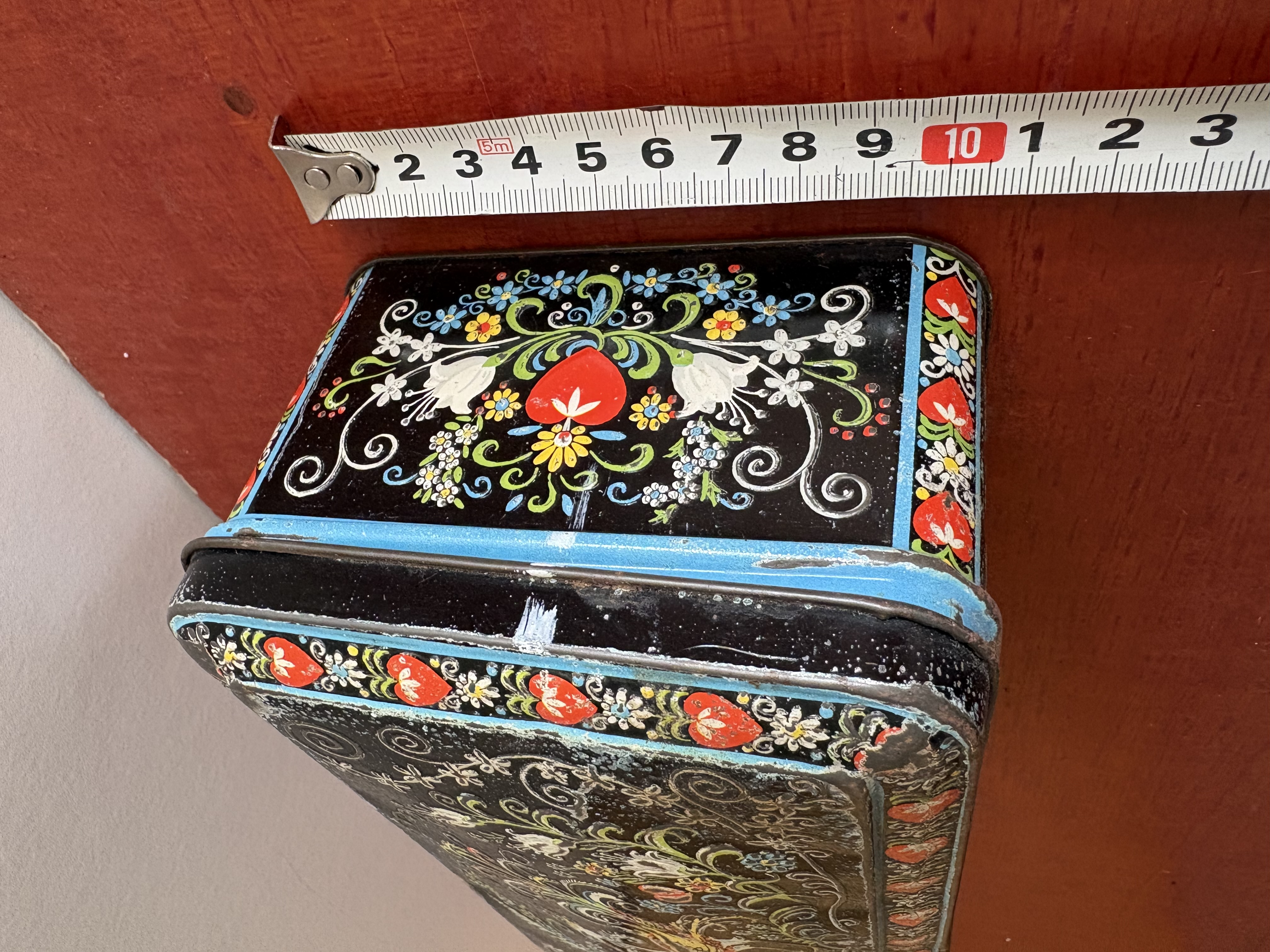 Opbergblikje Nummer 10 – foto 3 – kavel bij GSD Auctions, Zoeterwoude