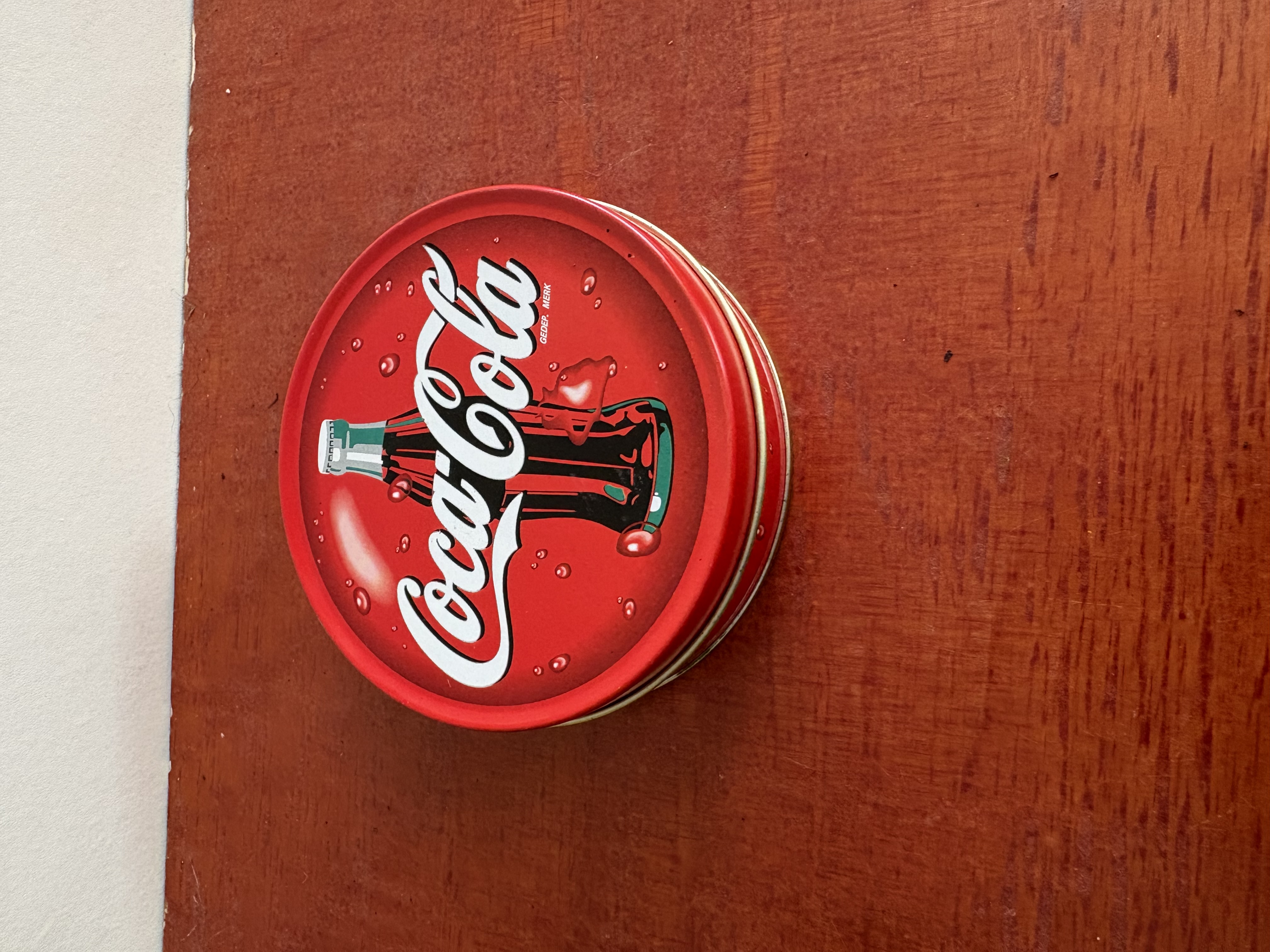 Opbergblikje Nummer 27 Coca-Cola – foto 5 – kavel bij GSD Auctions, Zoeterwoude