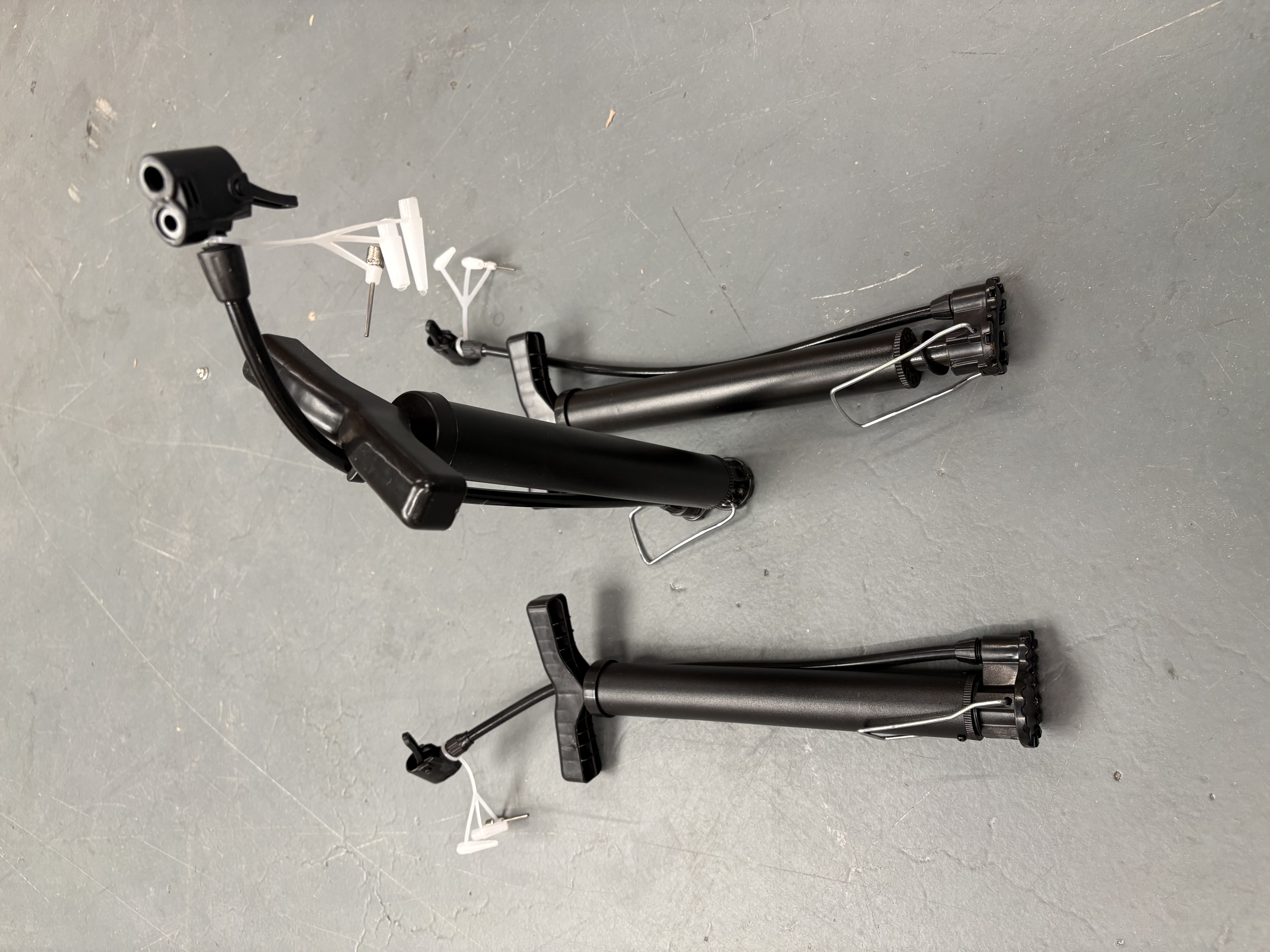 Nieuwe fatbike handpomp 3 stuks – kavel bij GSD Auctions, Zoeterwoude