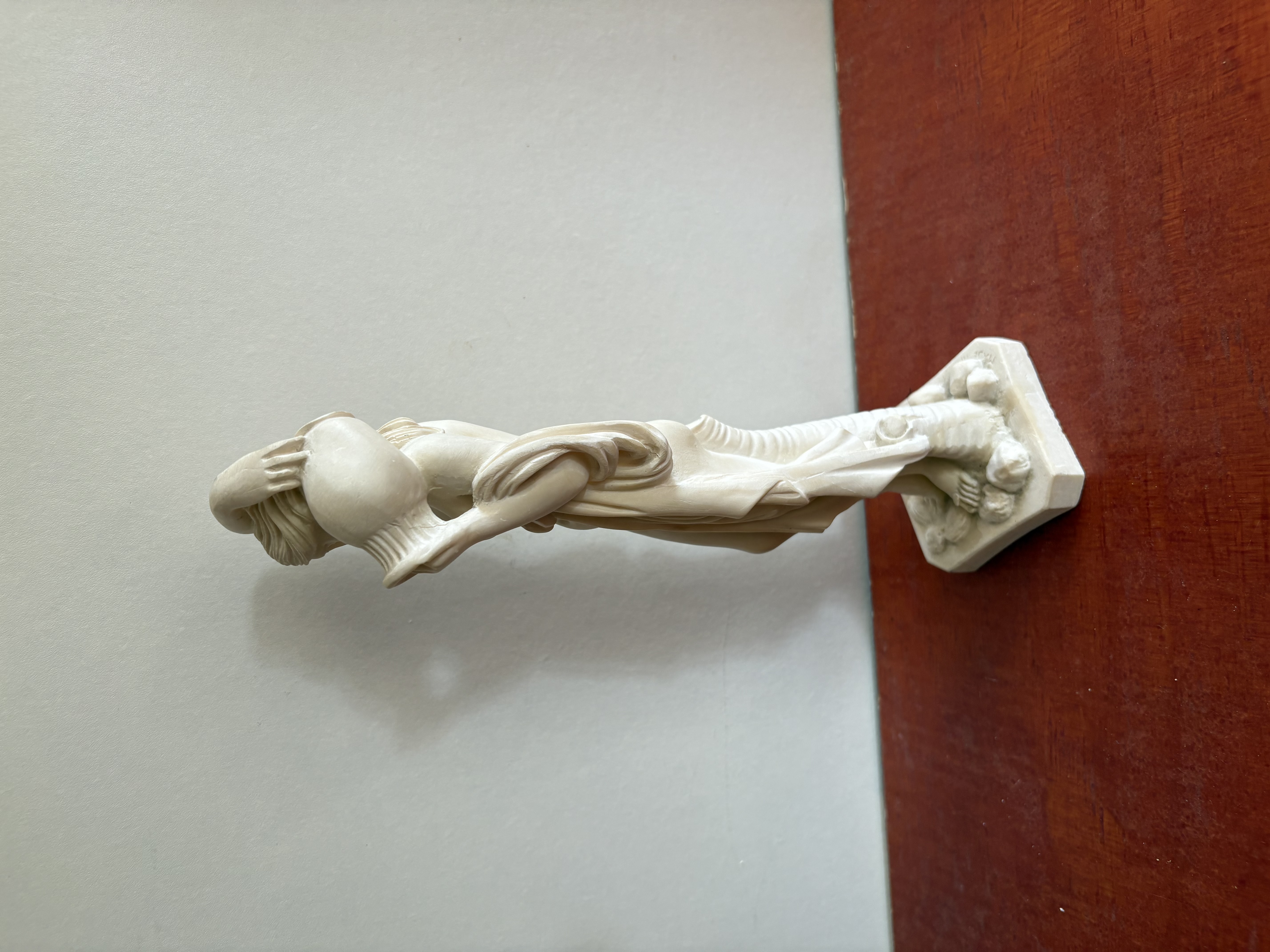 Beeld van Griekse godin Aphrodite – foto 4 – kavel bij GSD Auctions, Zoeterwoude