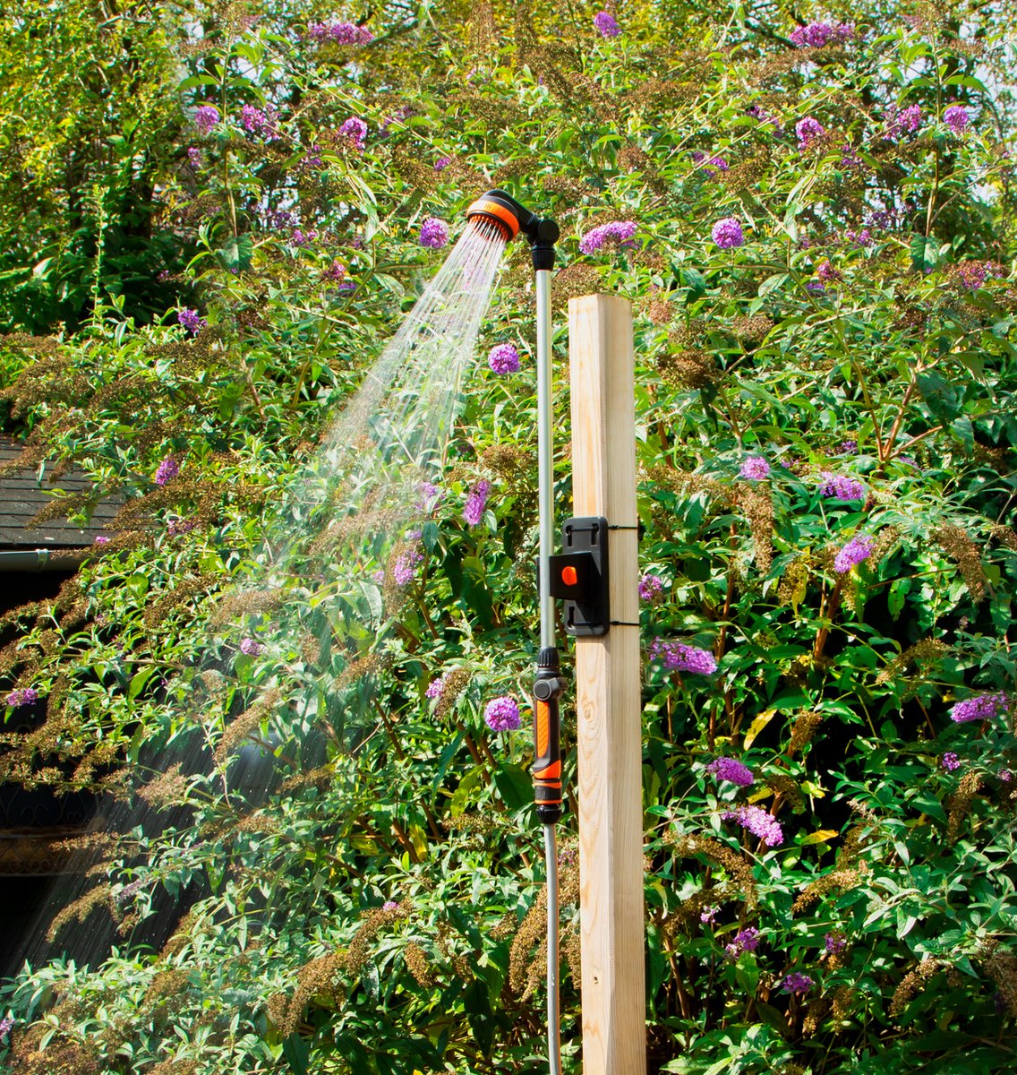Tuinsproeier/tuindouche 2 in 1 – foto 2 – kavel bij GSD Auctions, Zoeterwoude