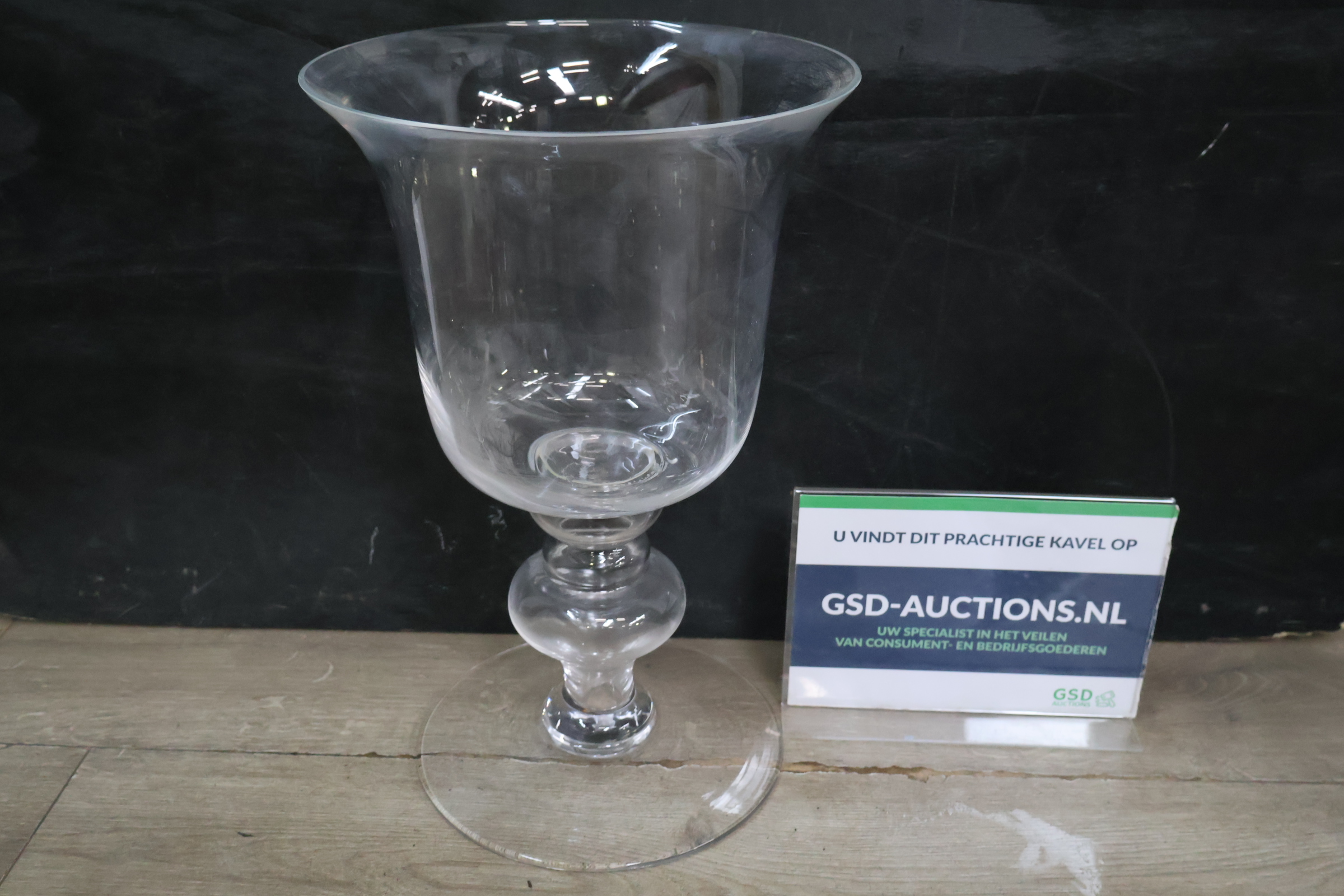 Glazen Vaas' – foto 2 – kavel bij GSD Auctions, Zoeterwoude