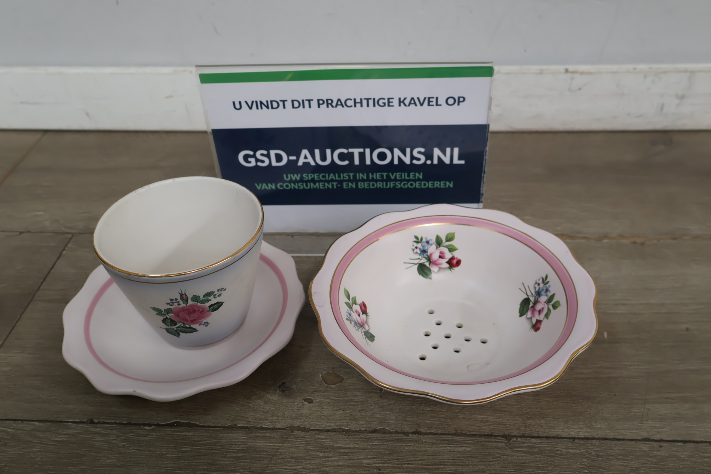 Porseleinen schaaltjes' – foto 2 – kavel bij GSD Auctions, Zoeterwoude