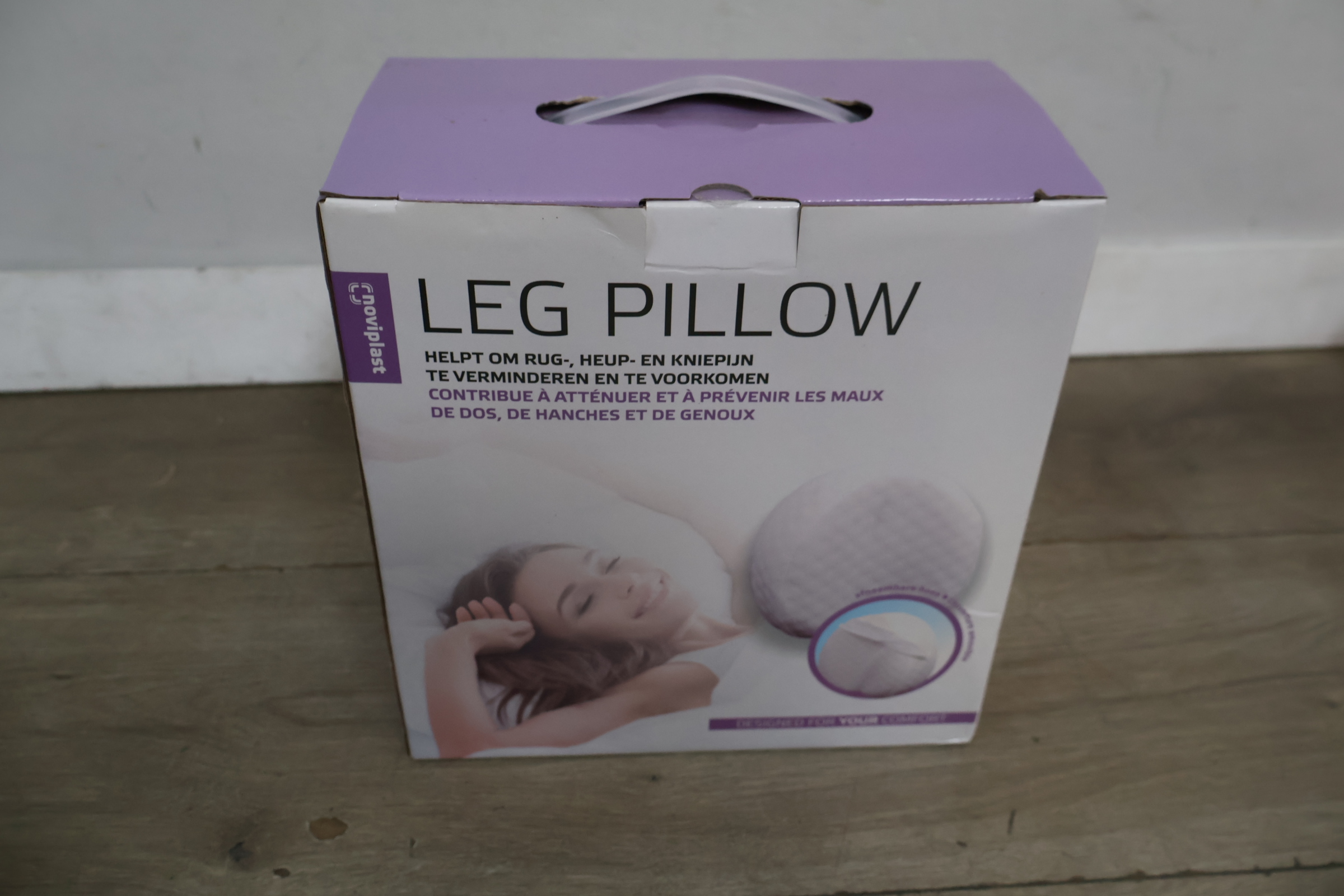 Noviplast Leg Pillow ondersteuningskussen' – foto 6 – kavel bij GSD Auctions, Zoeterwoude