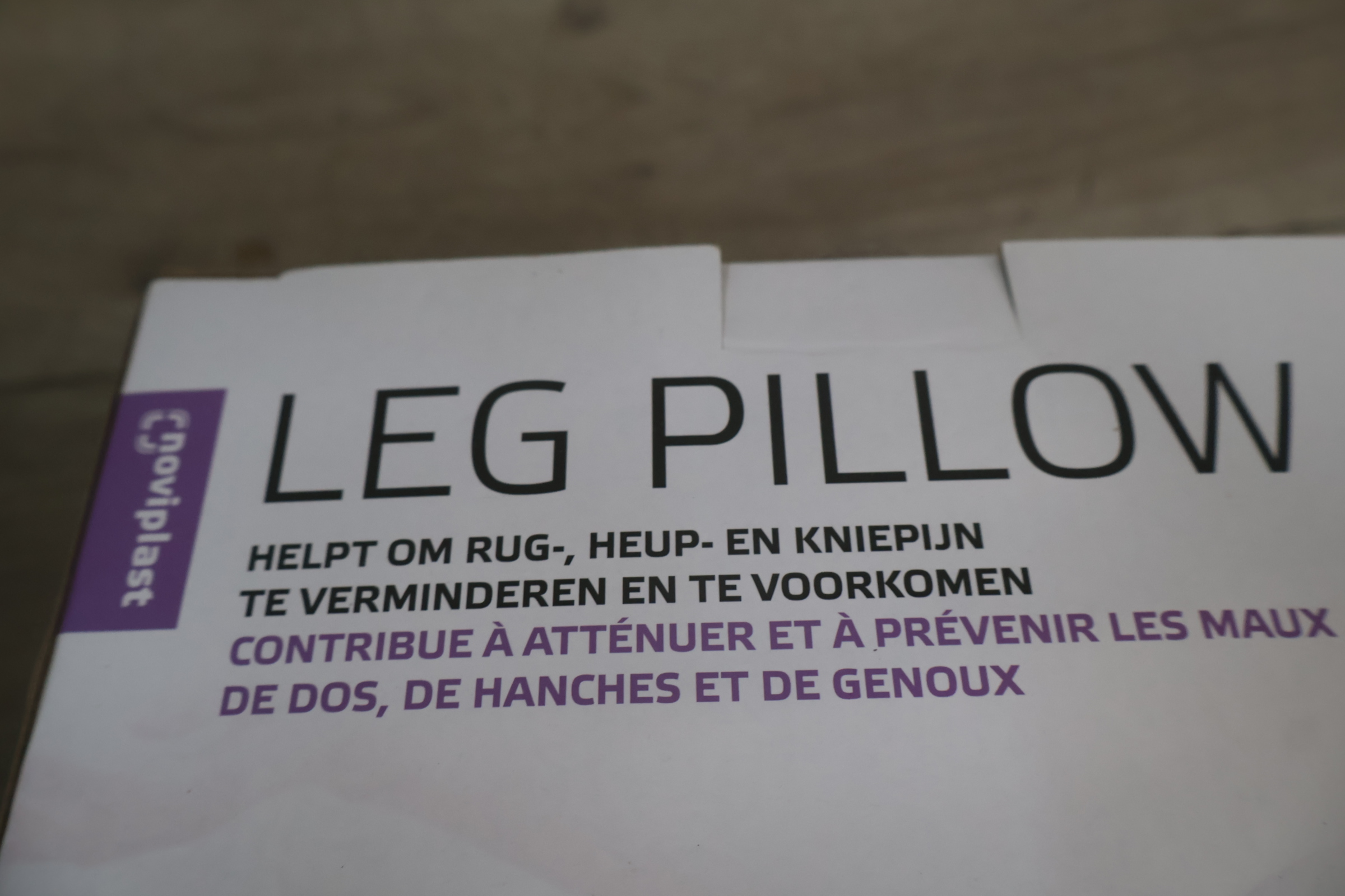 Noviplast Leg Pillow ondersteuningskussen' – foto 7 – kavel bij GSD Auctions, Zoeterwoude