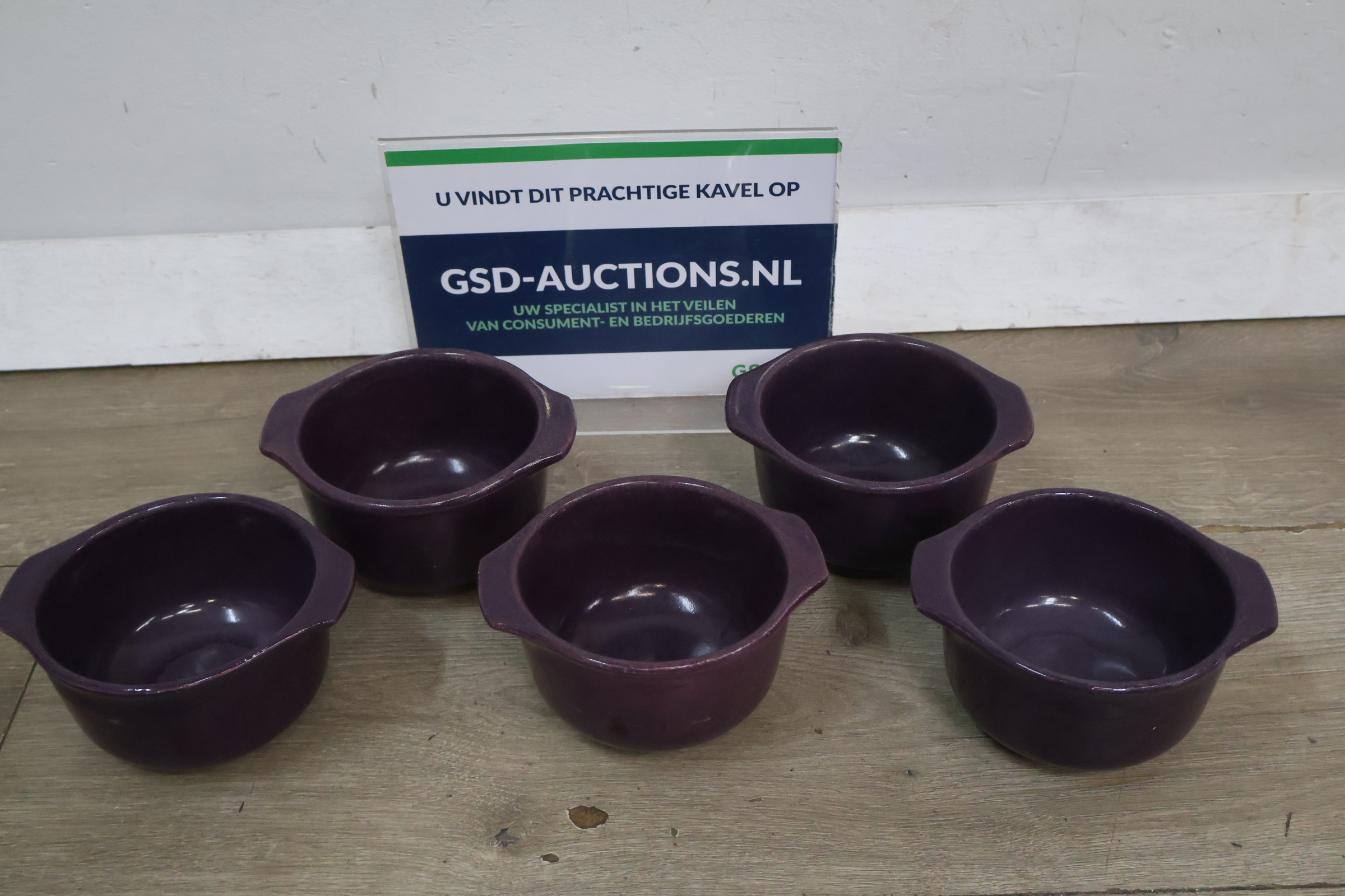 Set van 5 paarse Kommen' – foto 2 – kavel bij GSD Auctions, Zoeterwoude