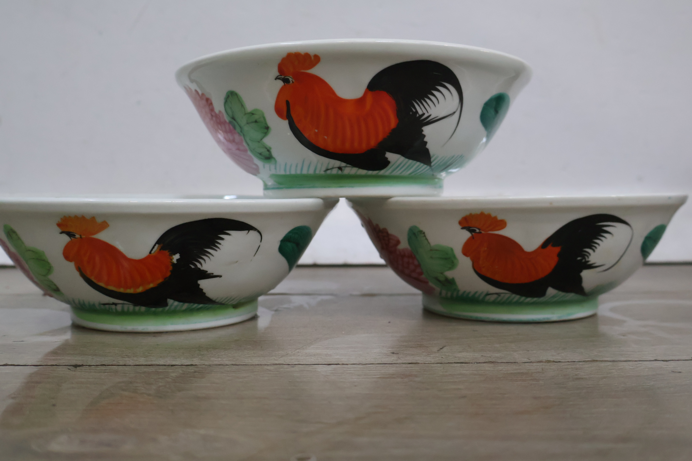 Set van 5 Porseleinen Kommen' – foto 8 – kavel bij GSD Auctions, Zoeterwoude