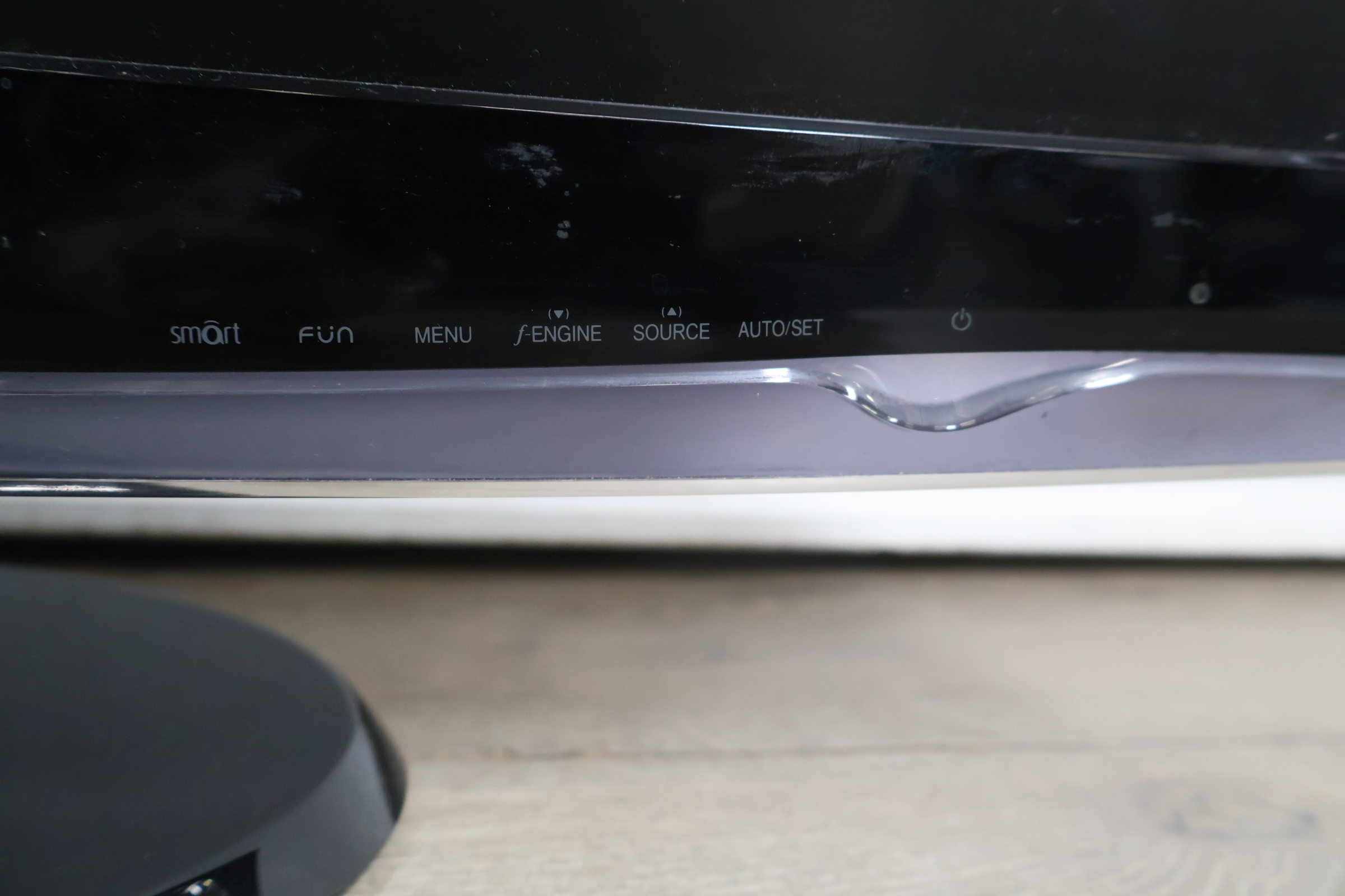 LG Flatron W2753VC monitor' – foto 8 – kavel bij GSD Auctions, Zoeterwoude
